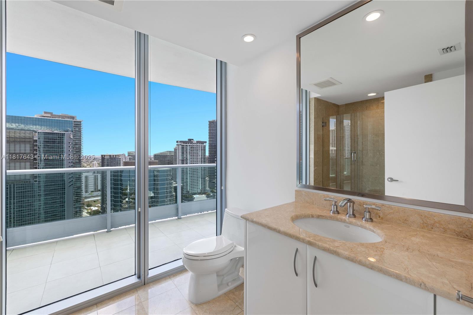 image Jade Residences40