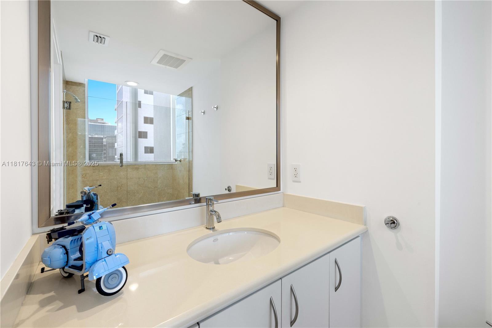 image Jade Residences44