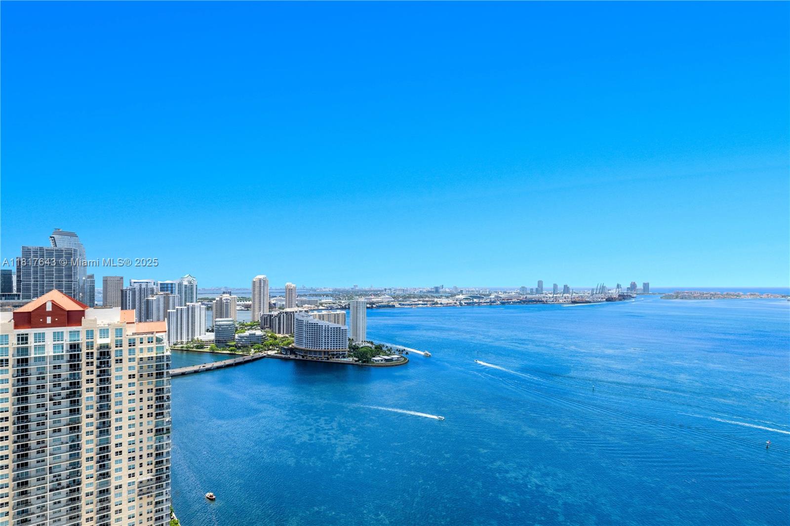 image Jade Residences48