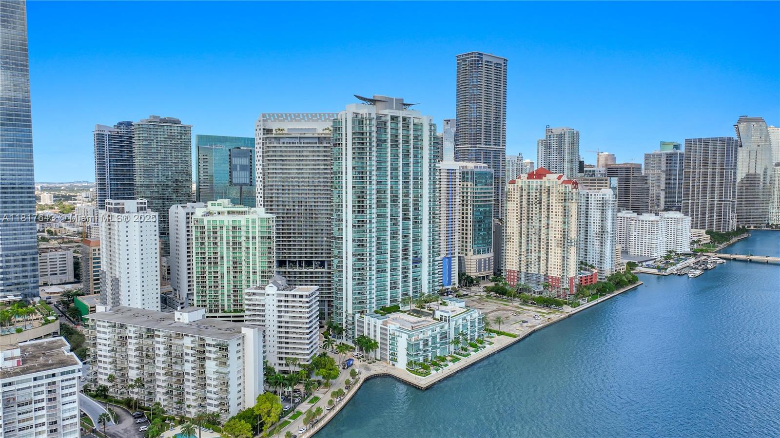 image Jade Residences52