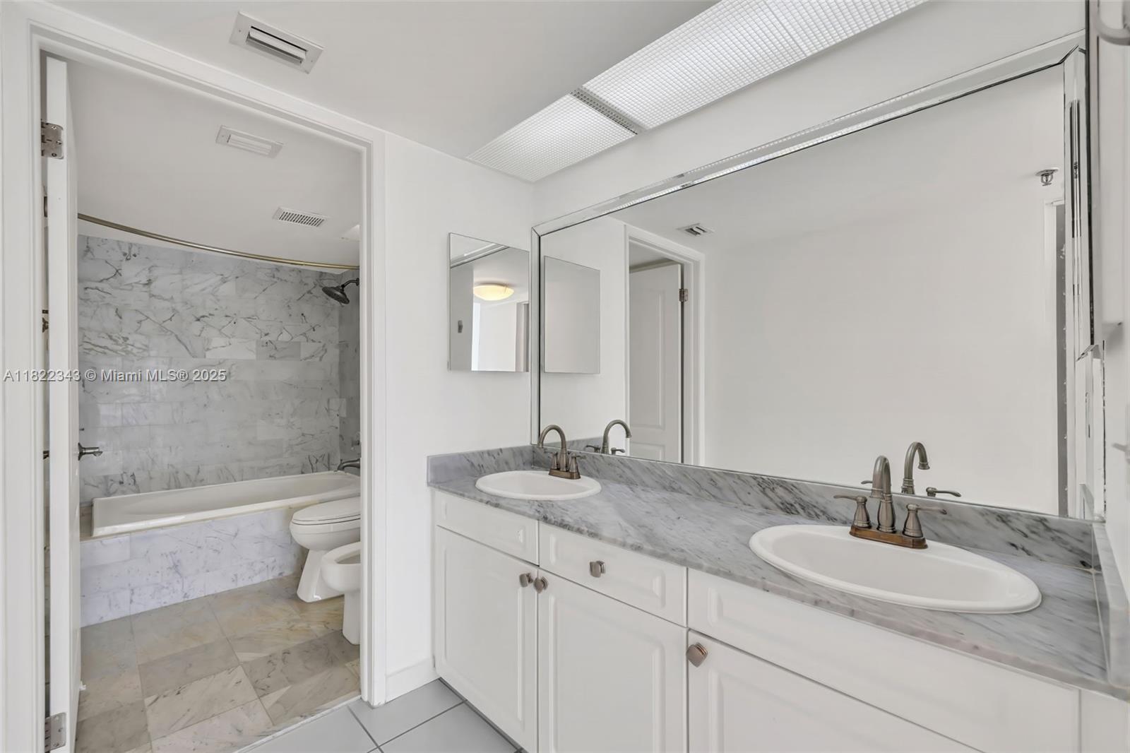 image Marbella Condo14