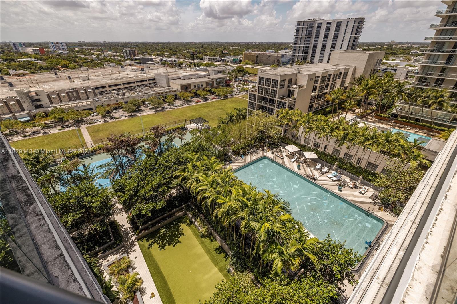 image The Hyde Residences10