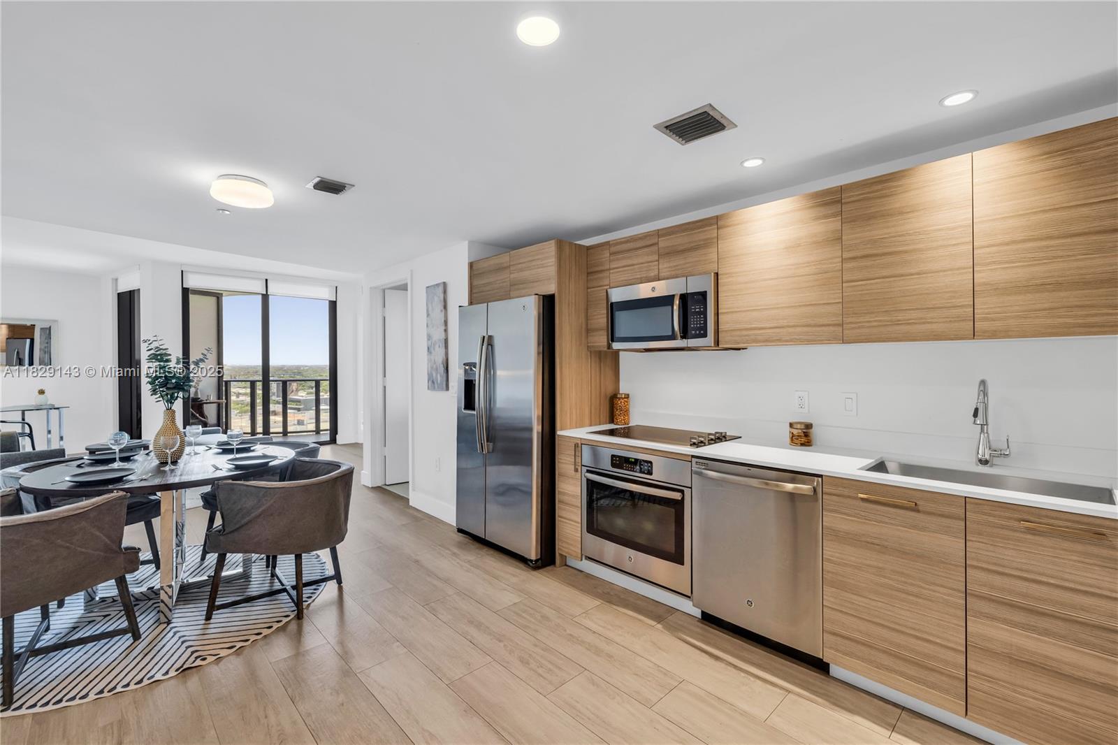image The Hyde Residences13
