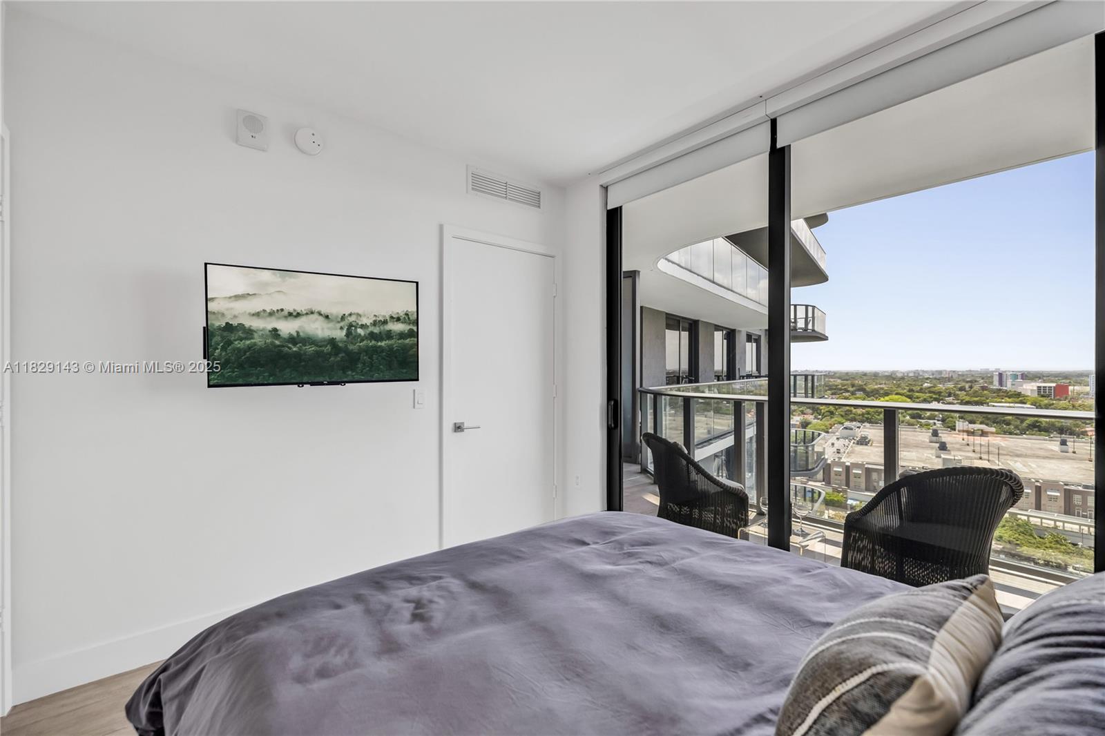 image The Hyde Residences18