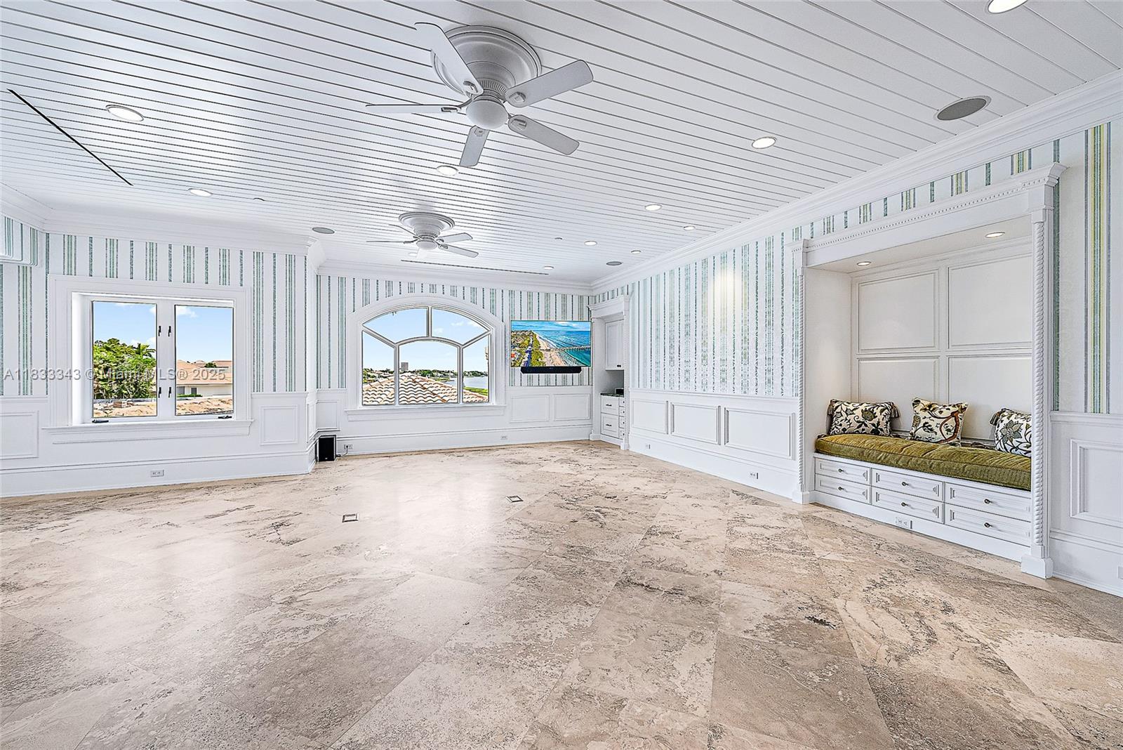 209 Commodore Dr Jupiter, FL 33477