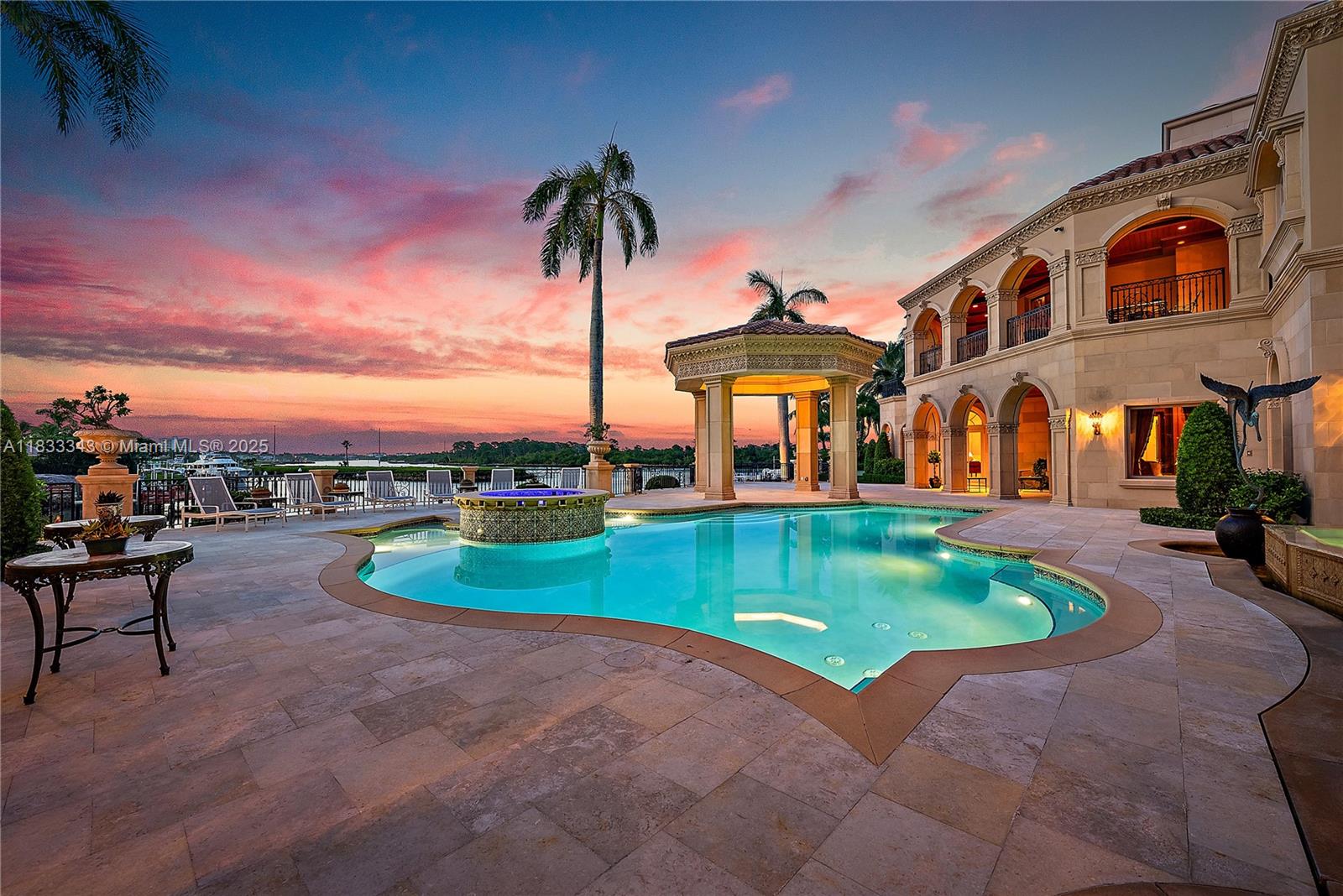 209 Commodore Dr Jupiter, FL 33477