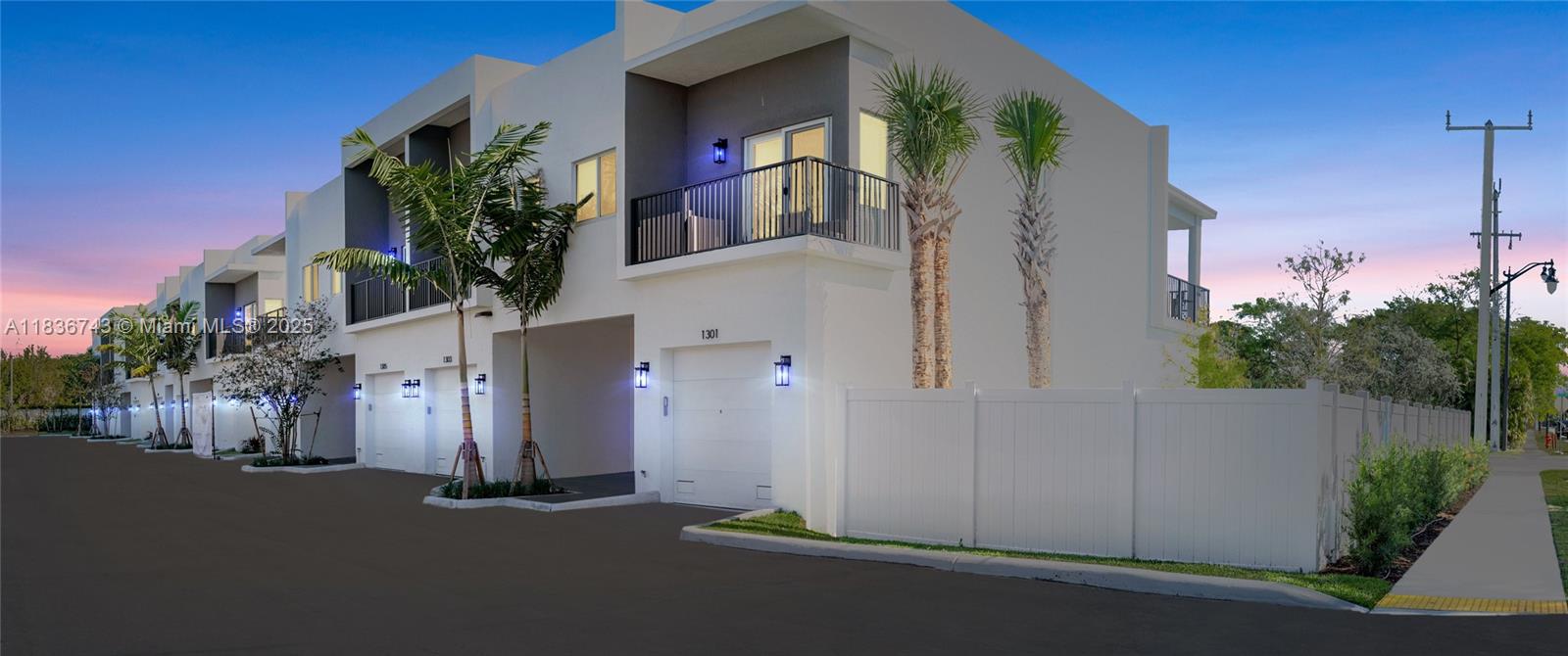 1313 NW 27th Ter