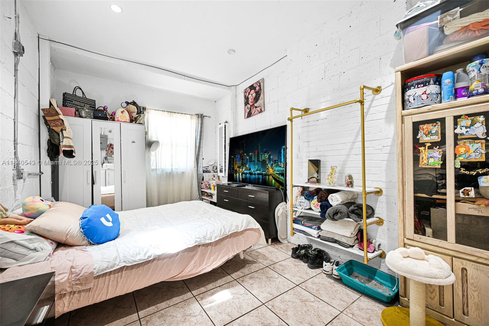 370 NE 87th St,El Portal, FL 33138