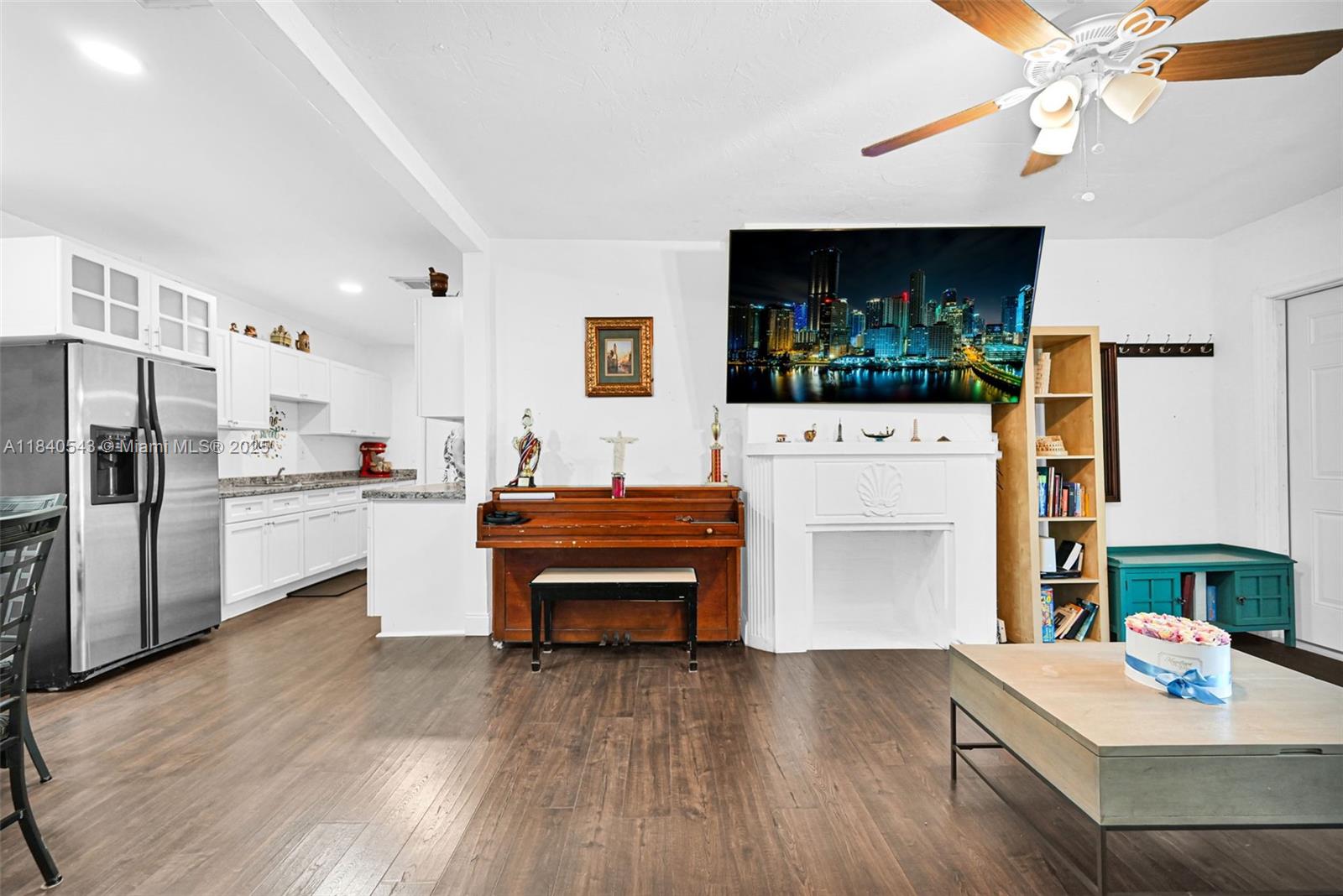 370 NE 87th St,El Portal, FL 33138