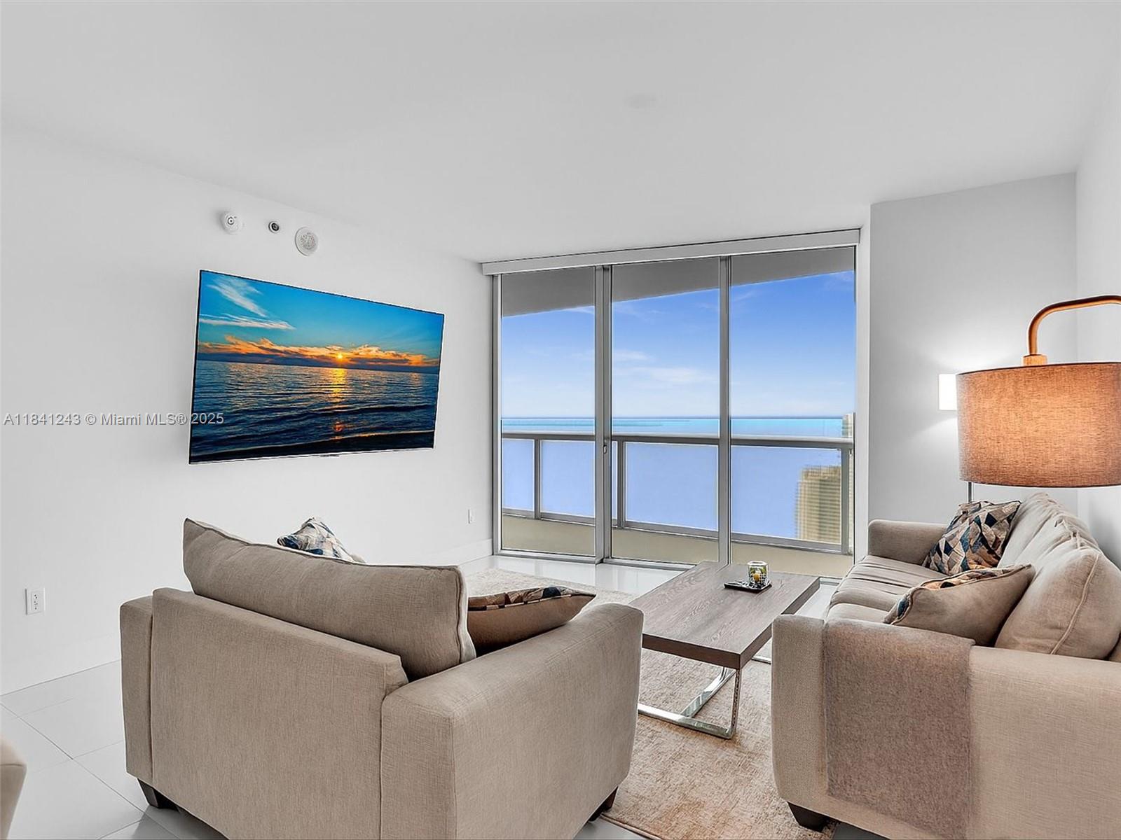 image Icon Brickell No Two17