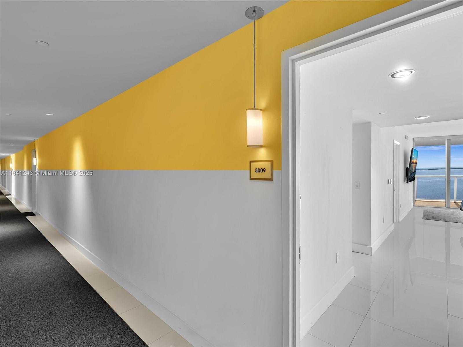 image Icon Brickell No Two32