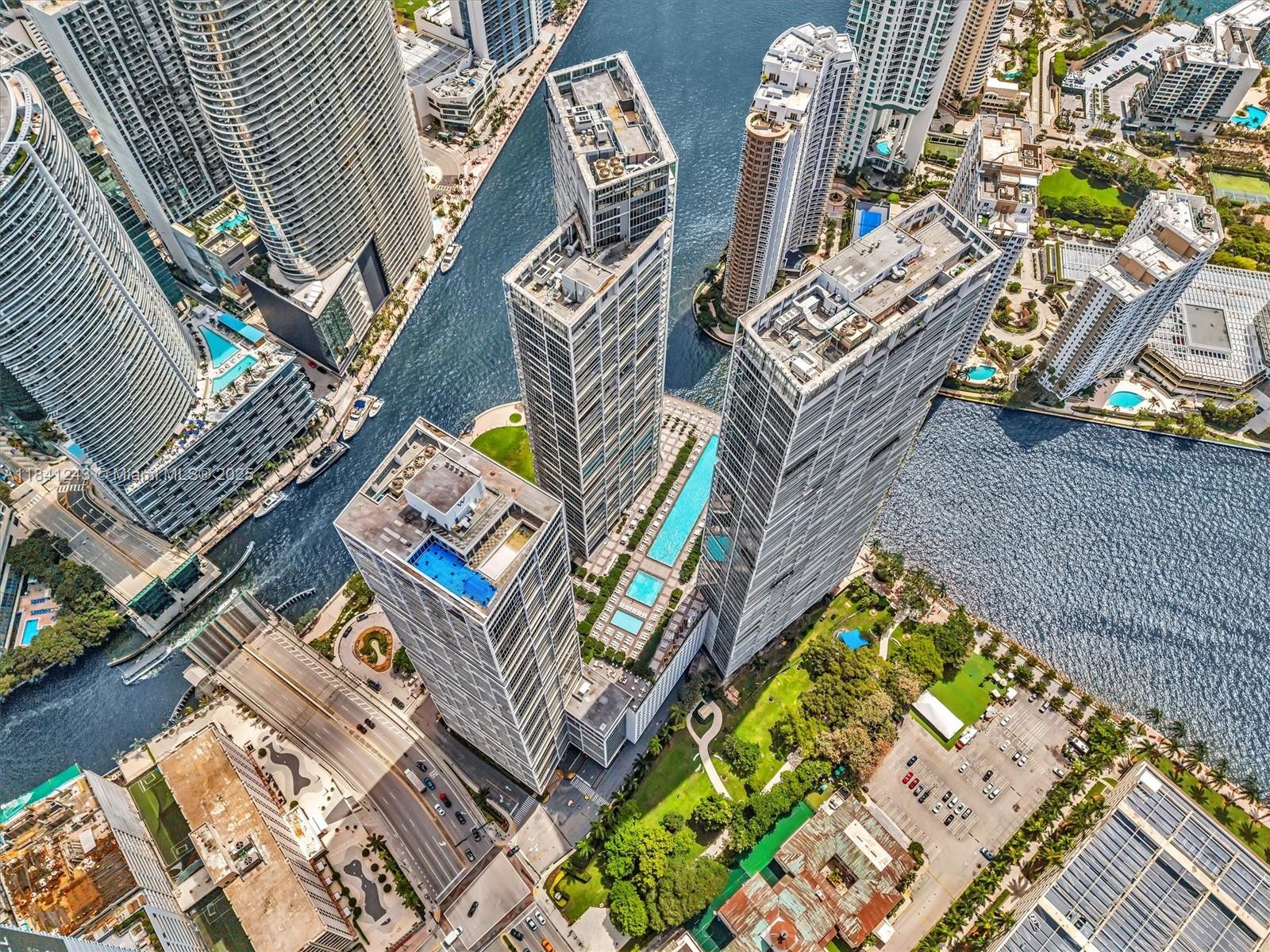 image Icon Brickell No Two34