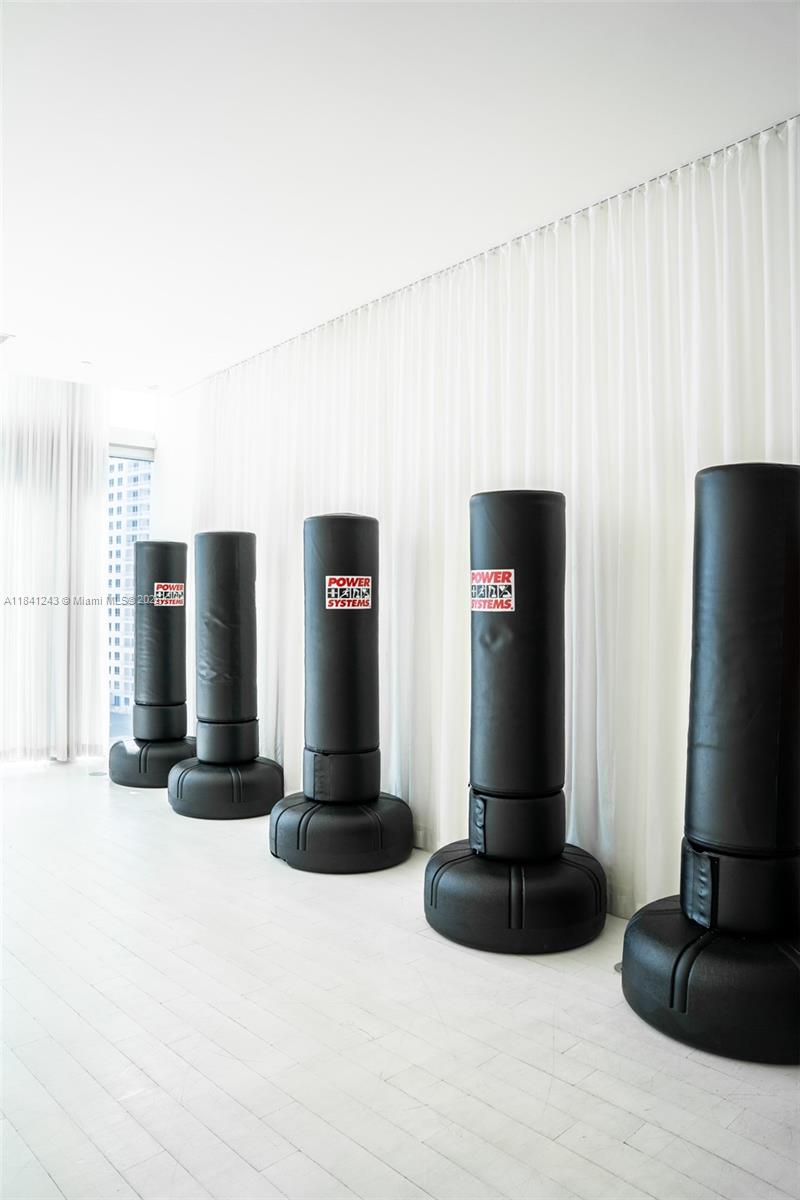 image Icon Brickell No Two49