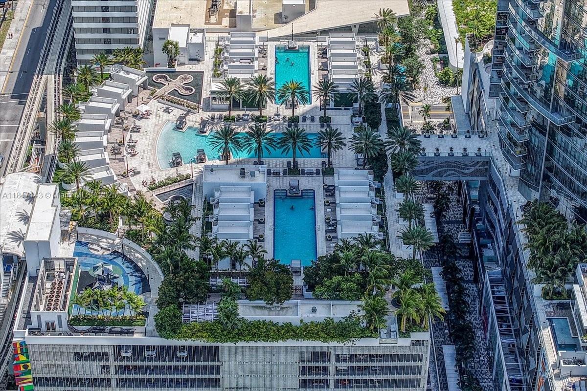 image Paramount Miami42