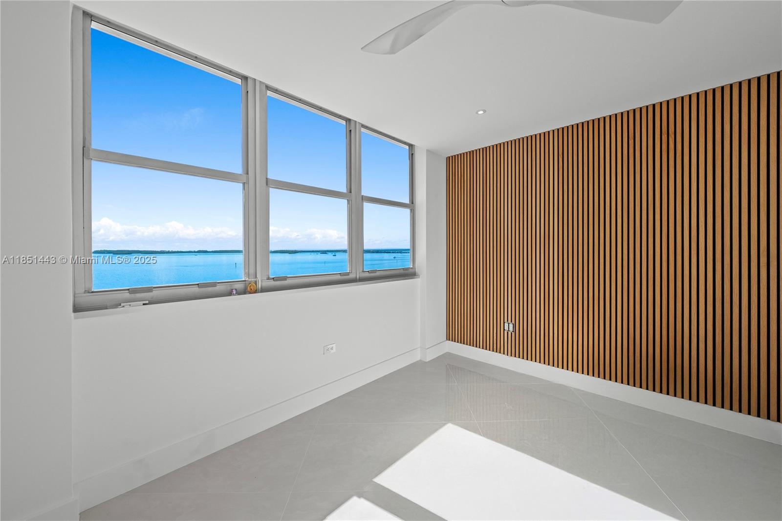 999 Brickell Bay Dr #904 Miami, FL 33131