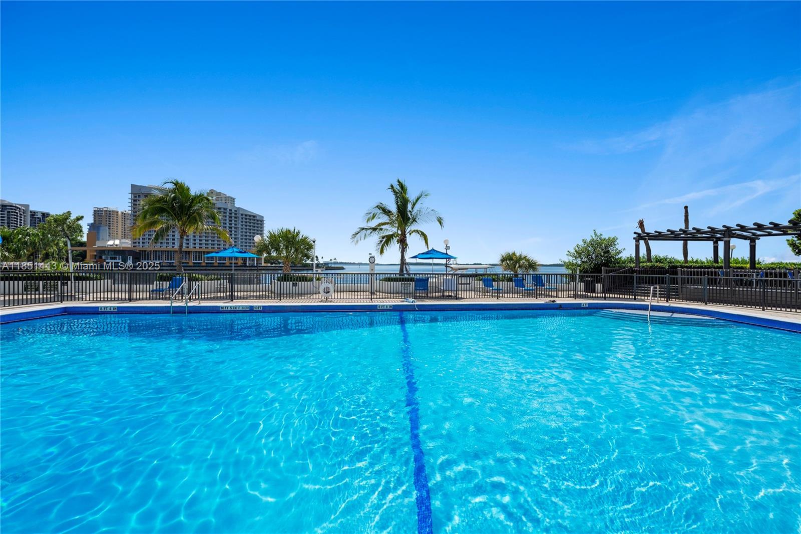 999 Brickell Bay Dr #904 Miami, FL 33131