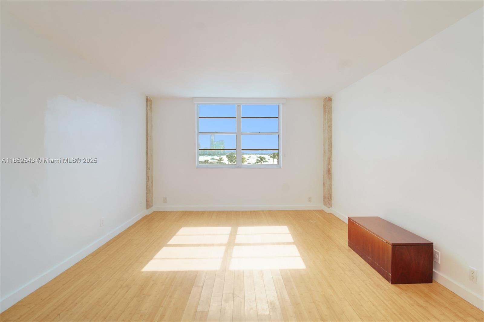 image Island Terrace Condo7