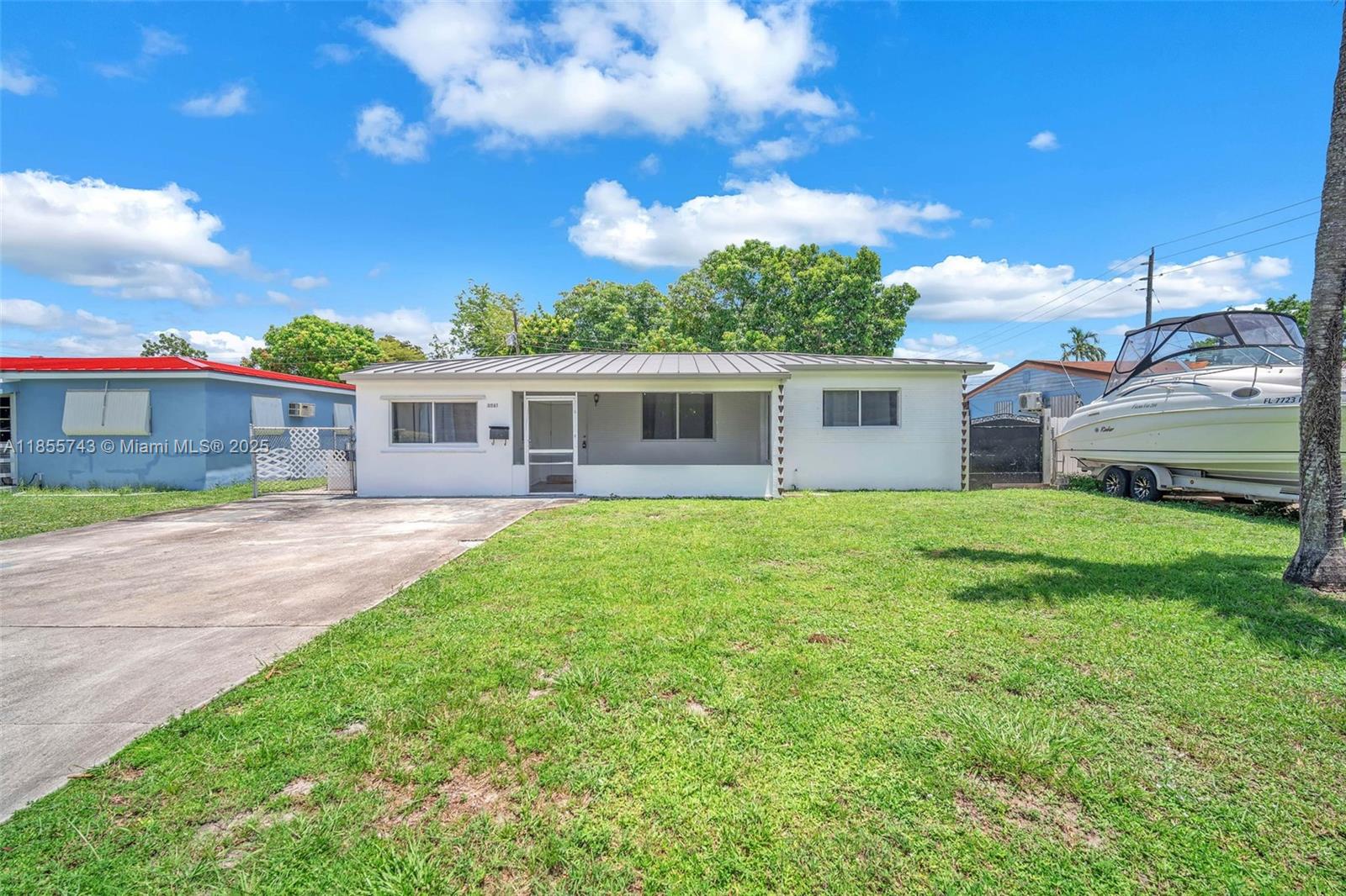 3241 SW 66th Ave