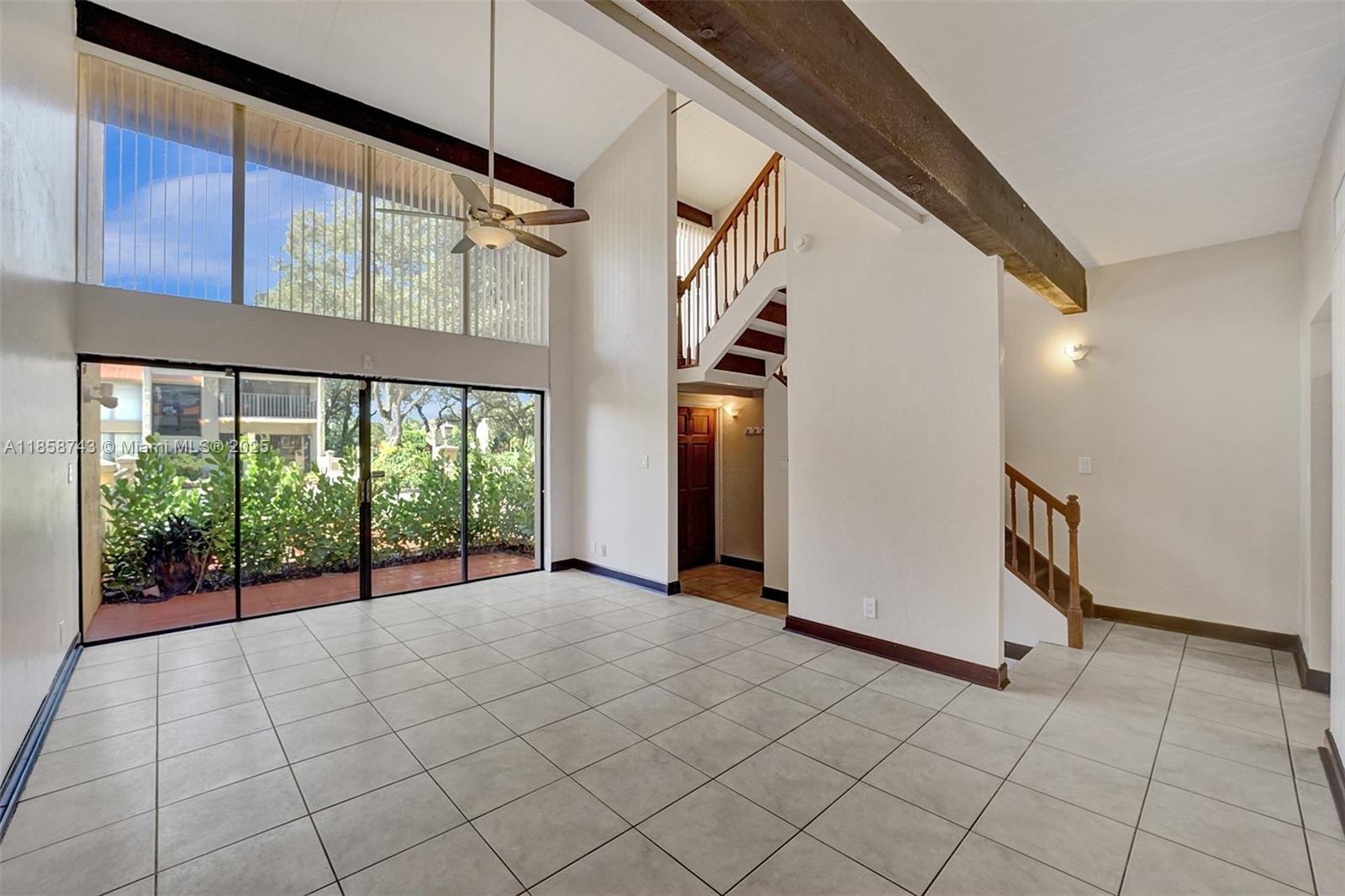 760 E Coco Plum Cir #7