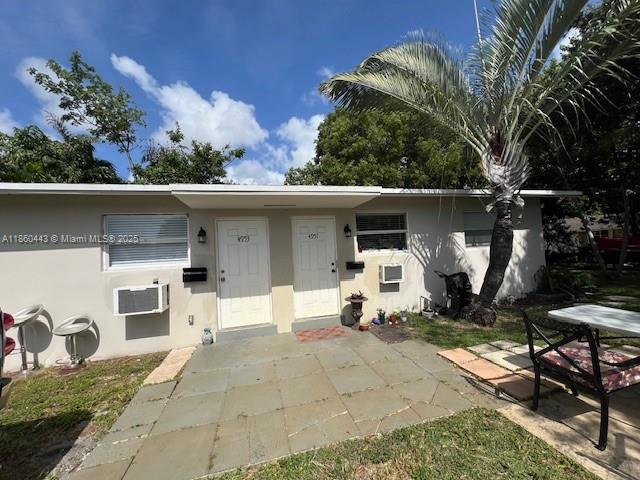 4951 SW 26th Ave