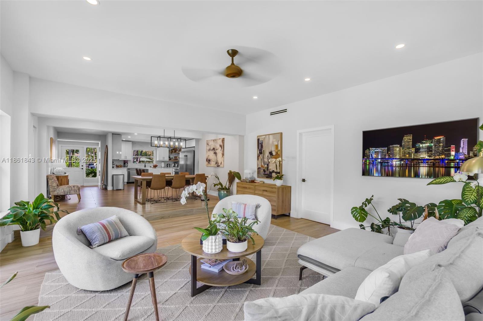 653 Glenridge Rd Key Biscayne, FL 33149