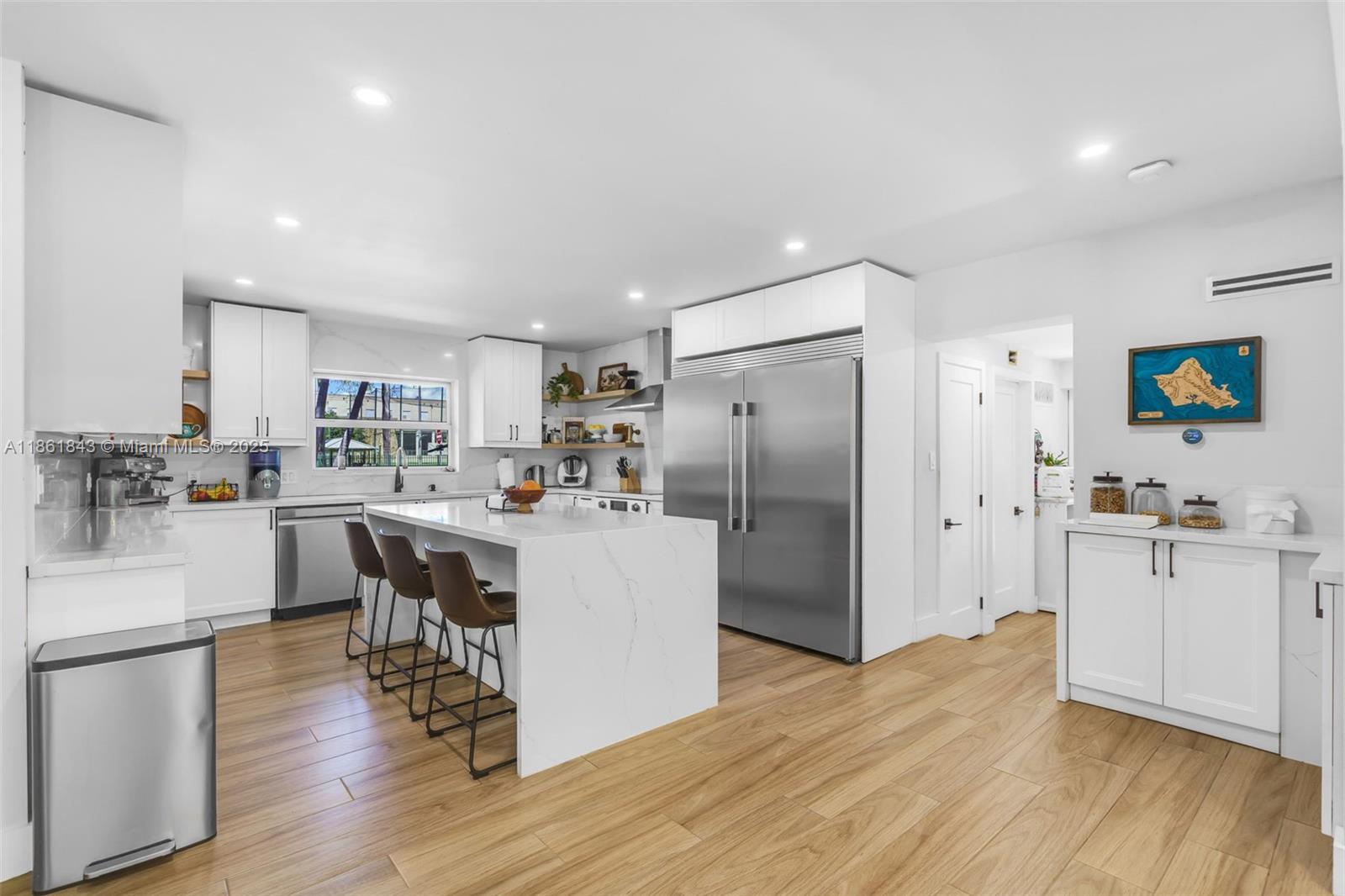 653 Glenridge Rd Key Biscayne, FL 33149