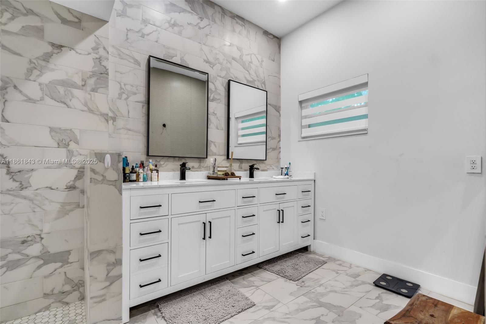 653 Glenridge Rd Key Biscayne, FL 33149