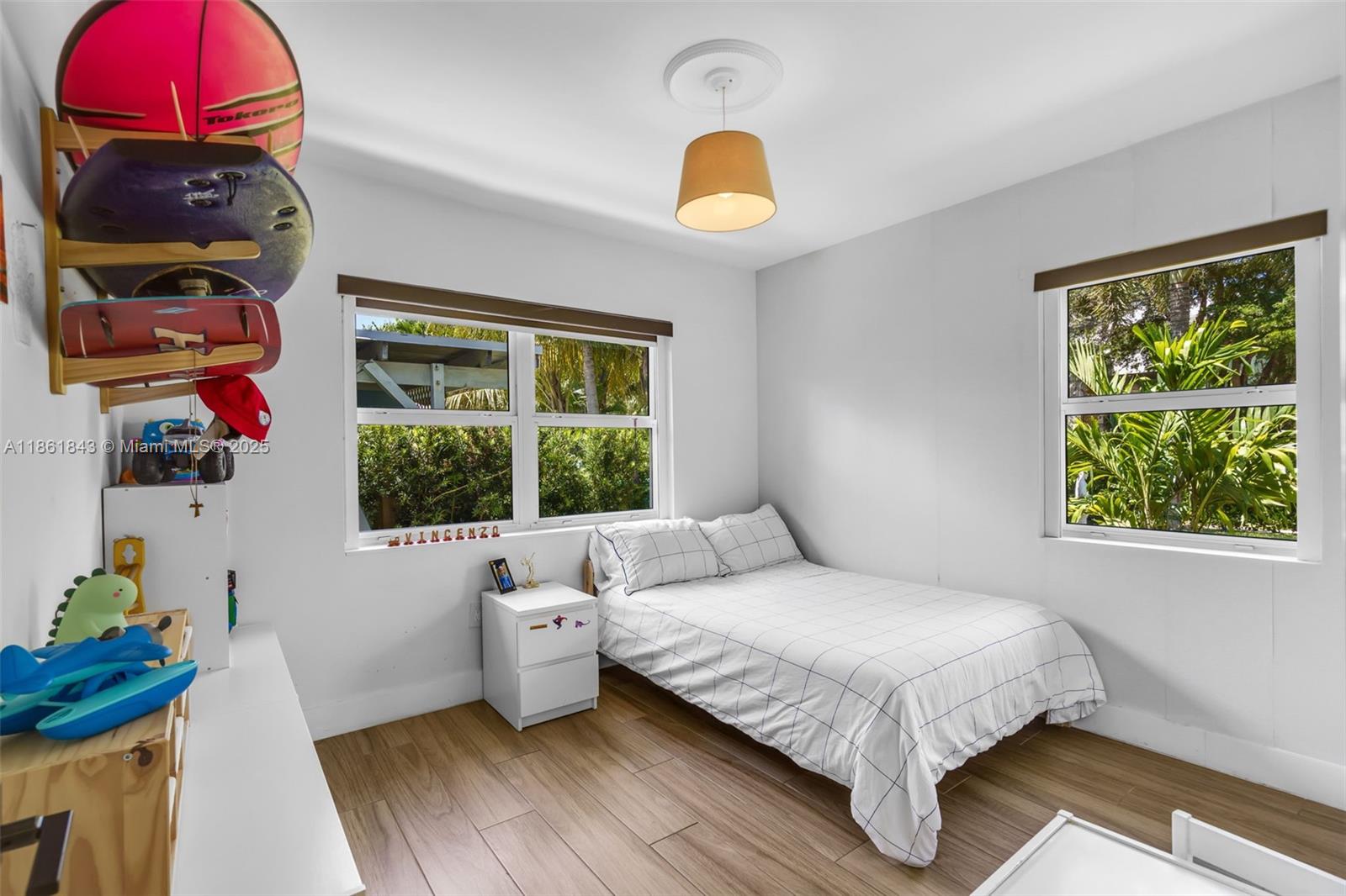 653 Glenridge Rd Key Biscayne, FL 33149