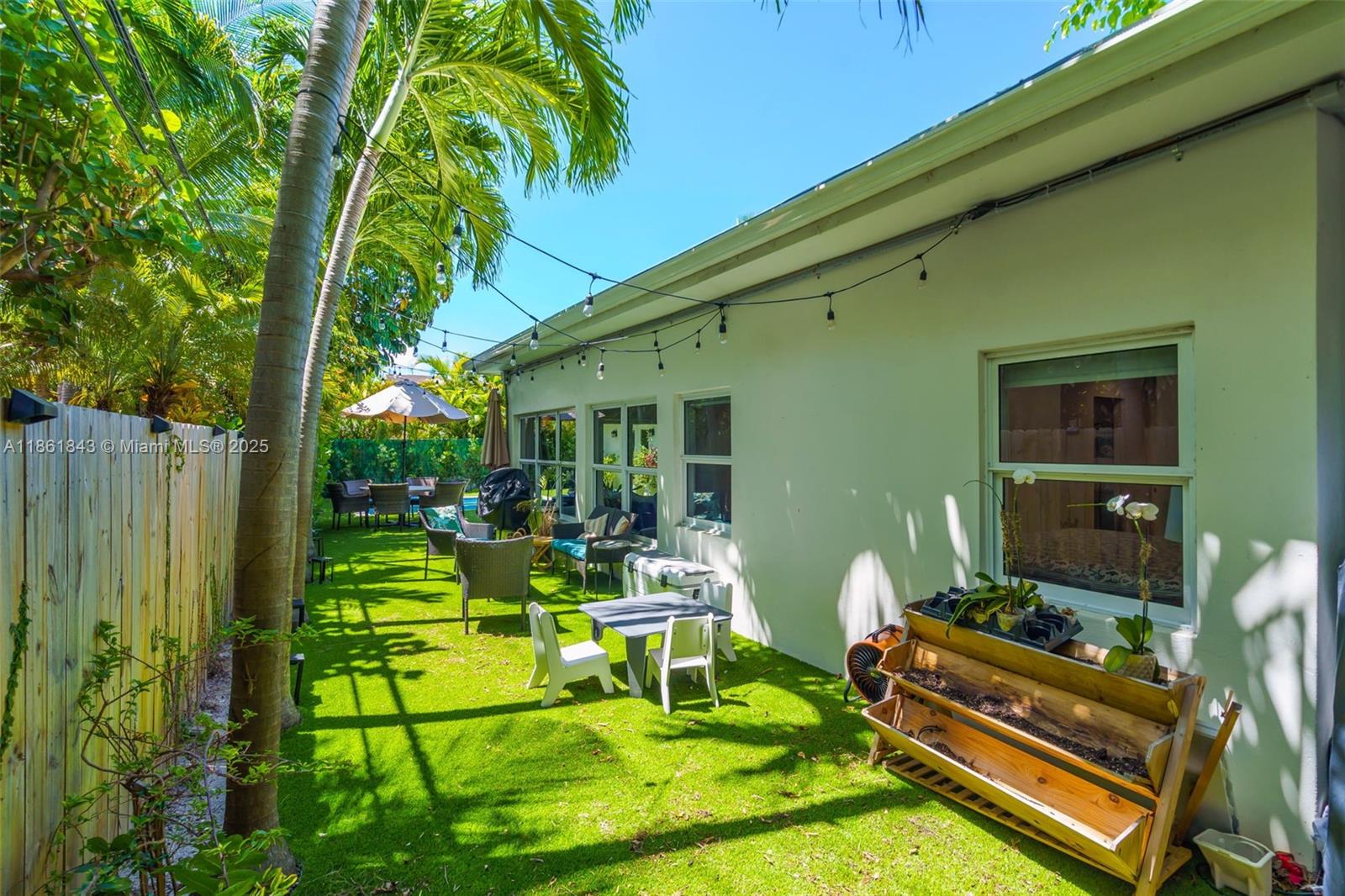 653 Glenridge Rd Key Biscayne, FL 33149