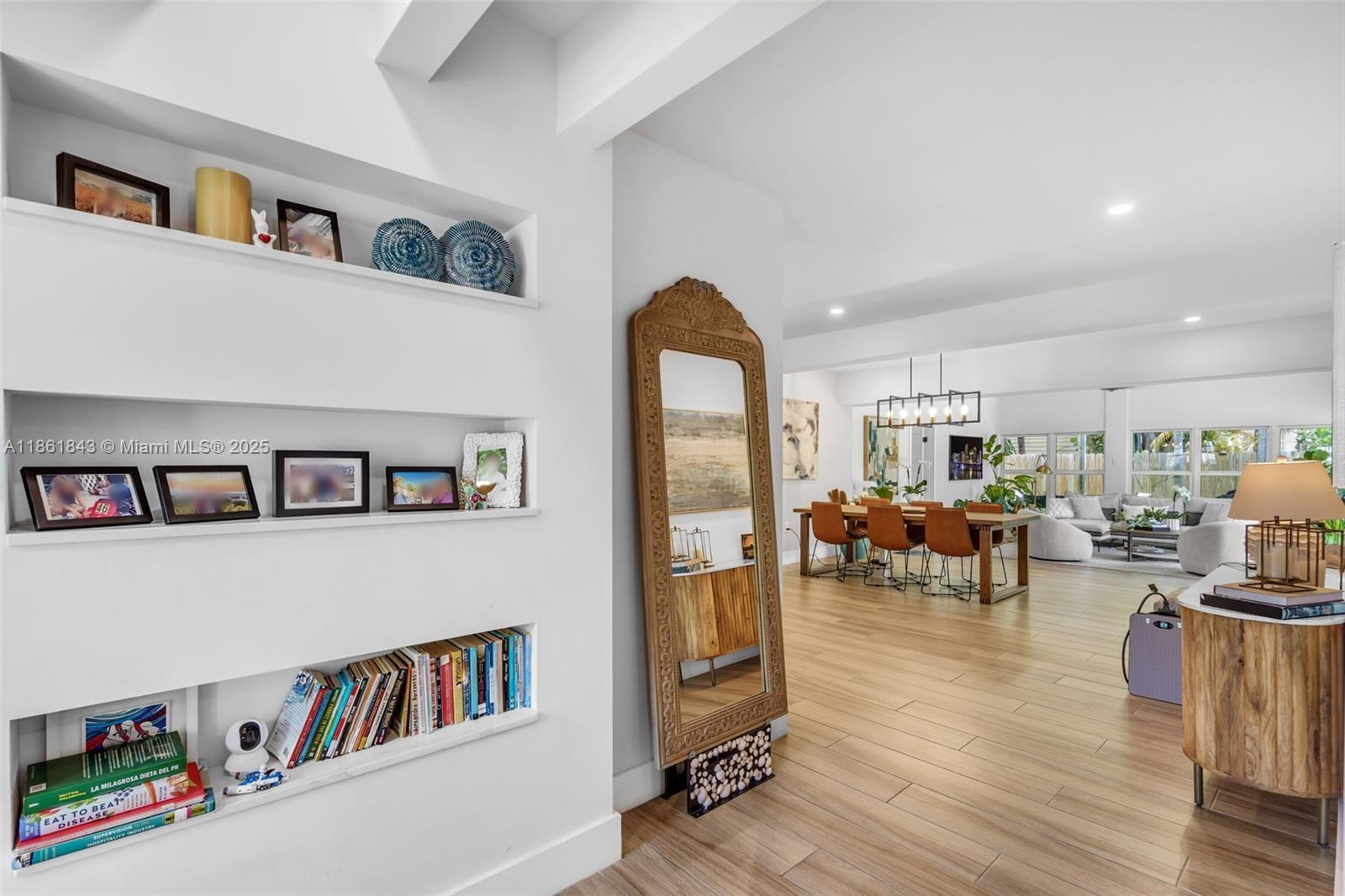 653 Glenridge Rd Key Biscayne, FL 33149