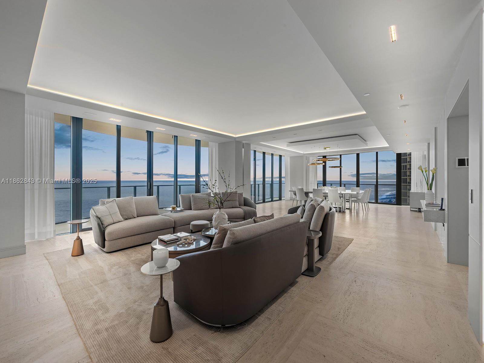 image Regalia Condo12