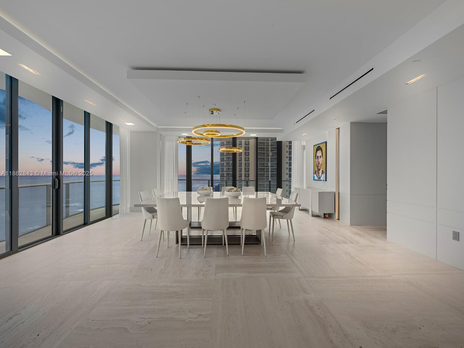 image Regalia Condo15