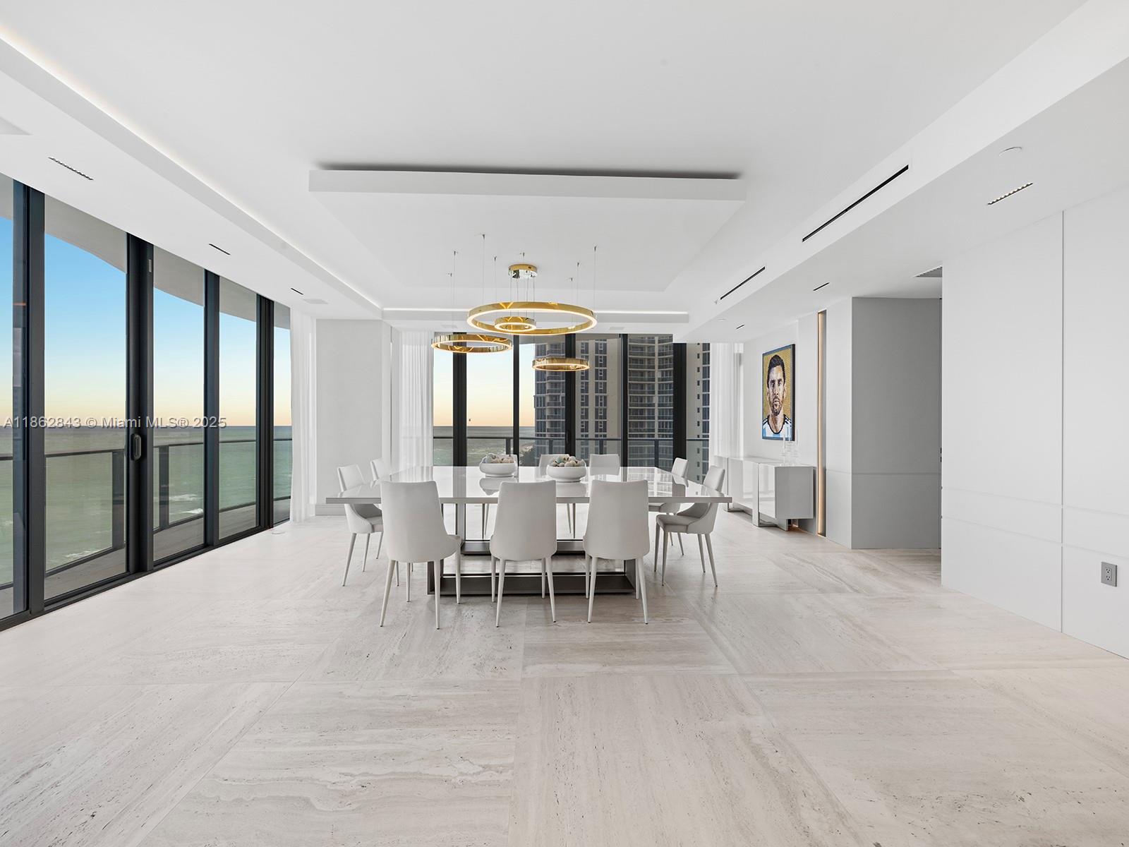 image Regalia Condo18