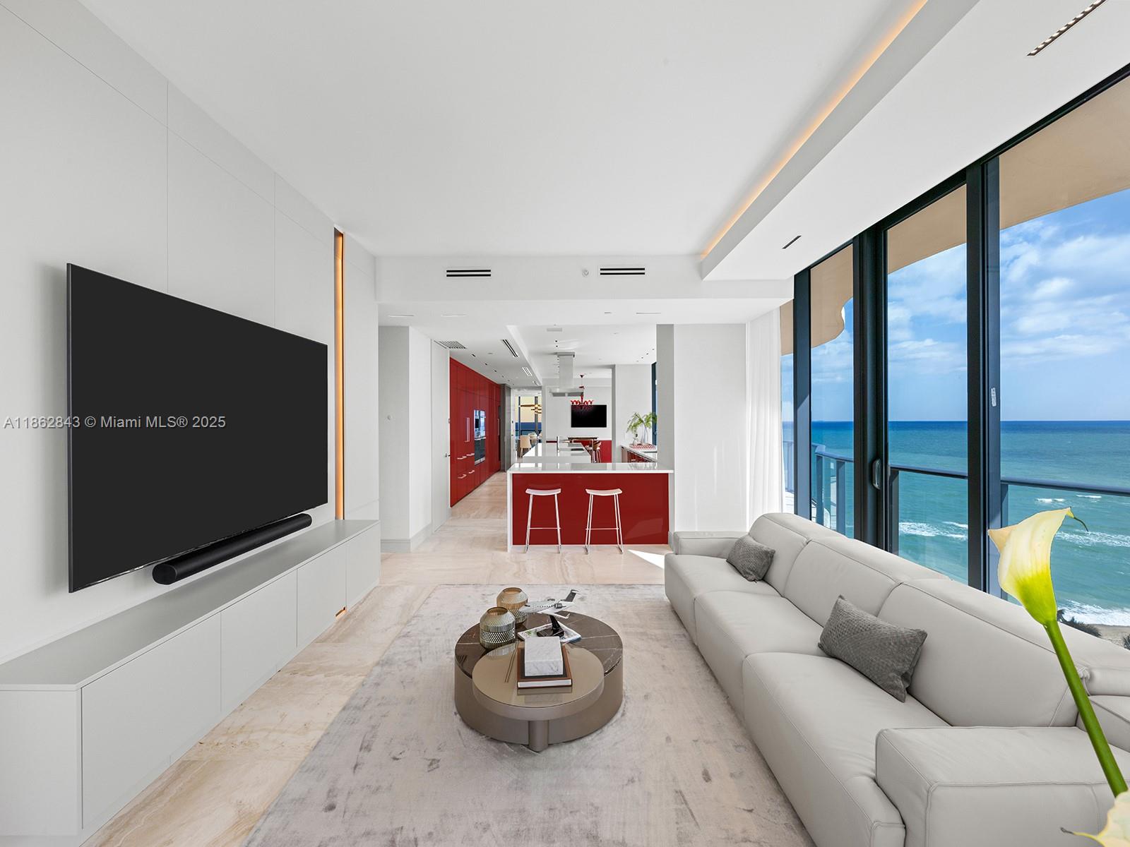 image Regalia Condo36