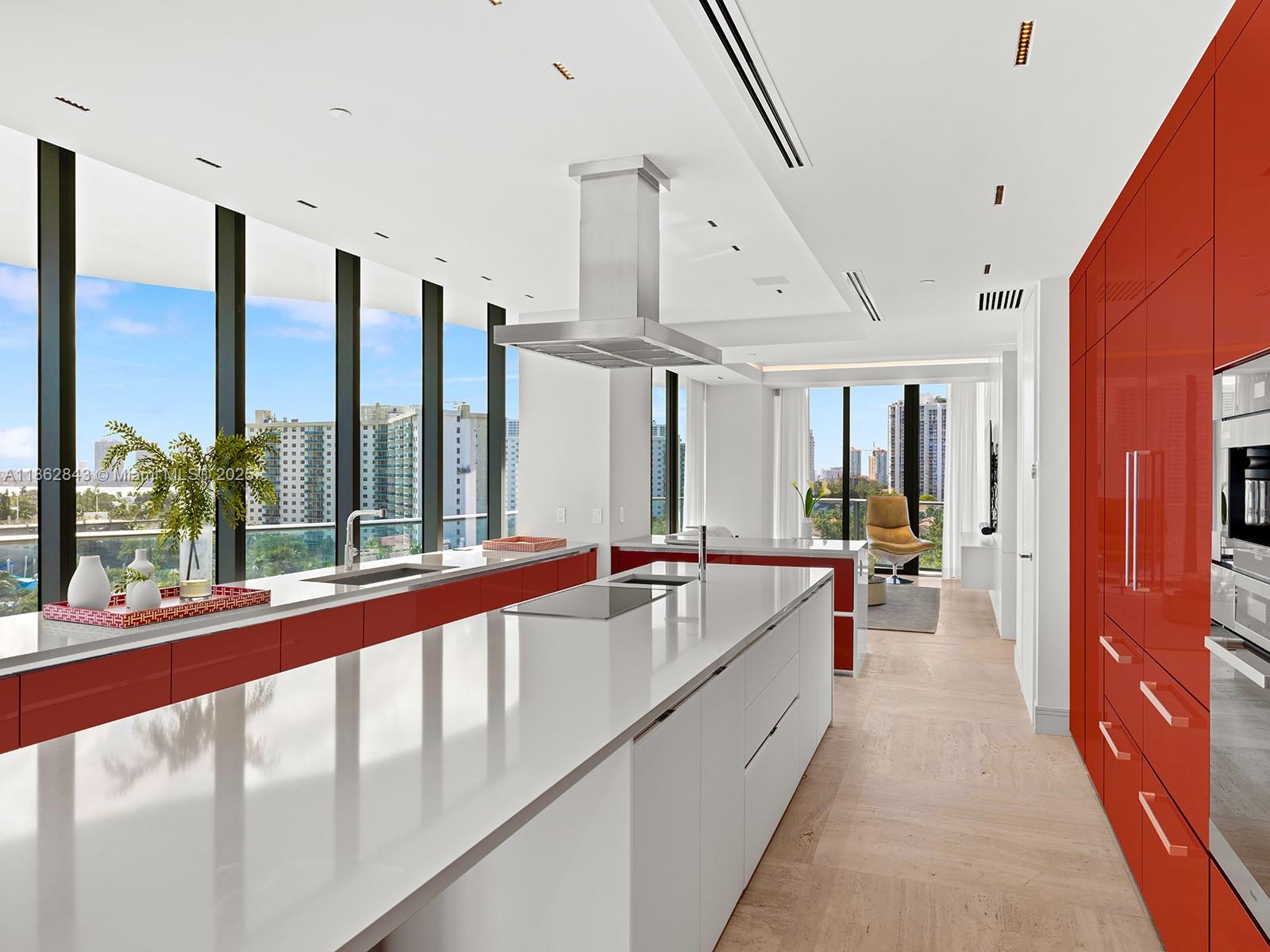 image Regalia Condo43