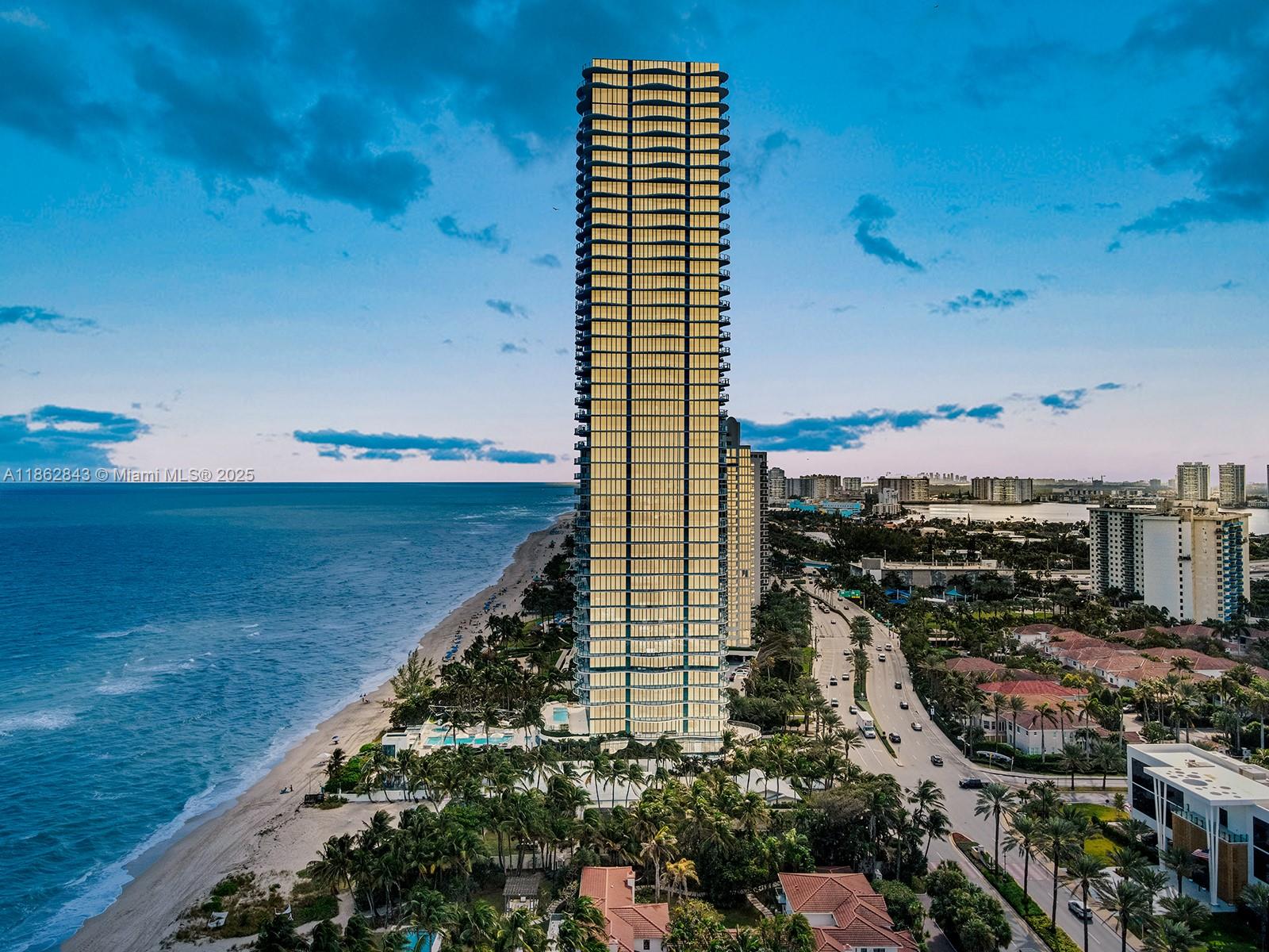 image Regalia Condo83