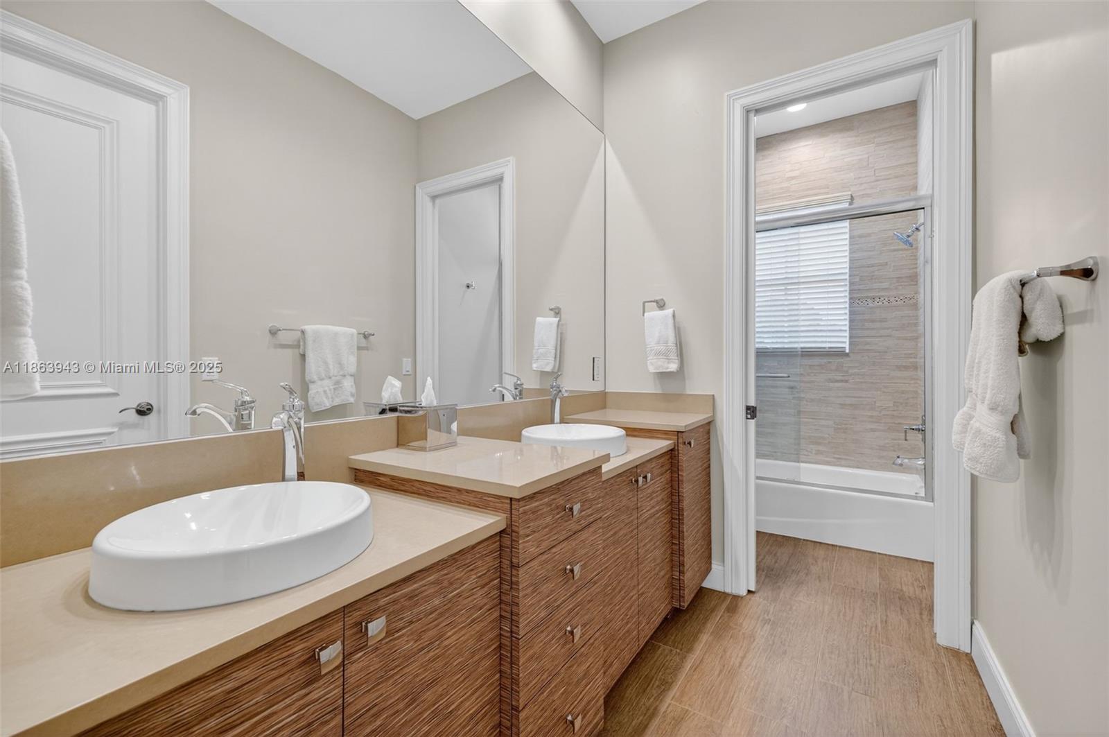 12462 Brookwood Ct Davie, FL 33330 12462 Brookwood Ct Davie, FL 33330