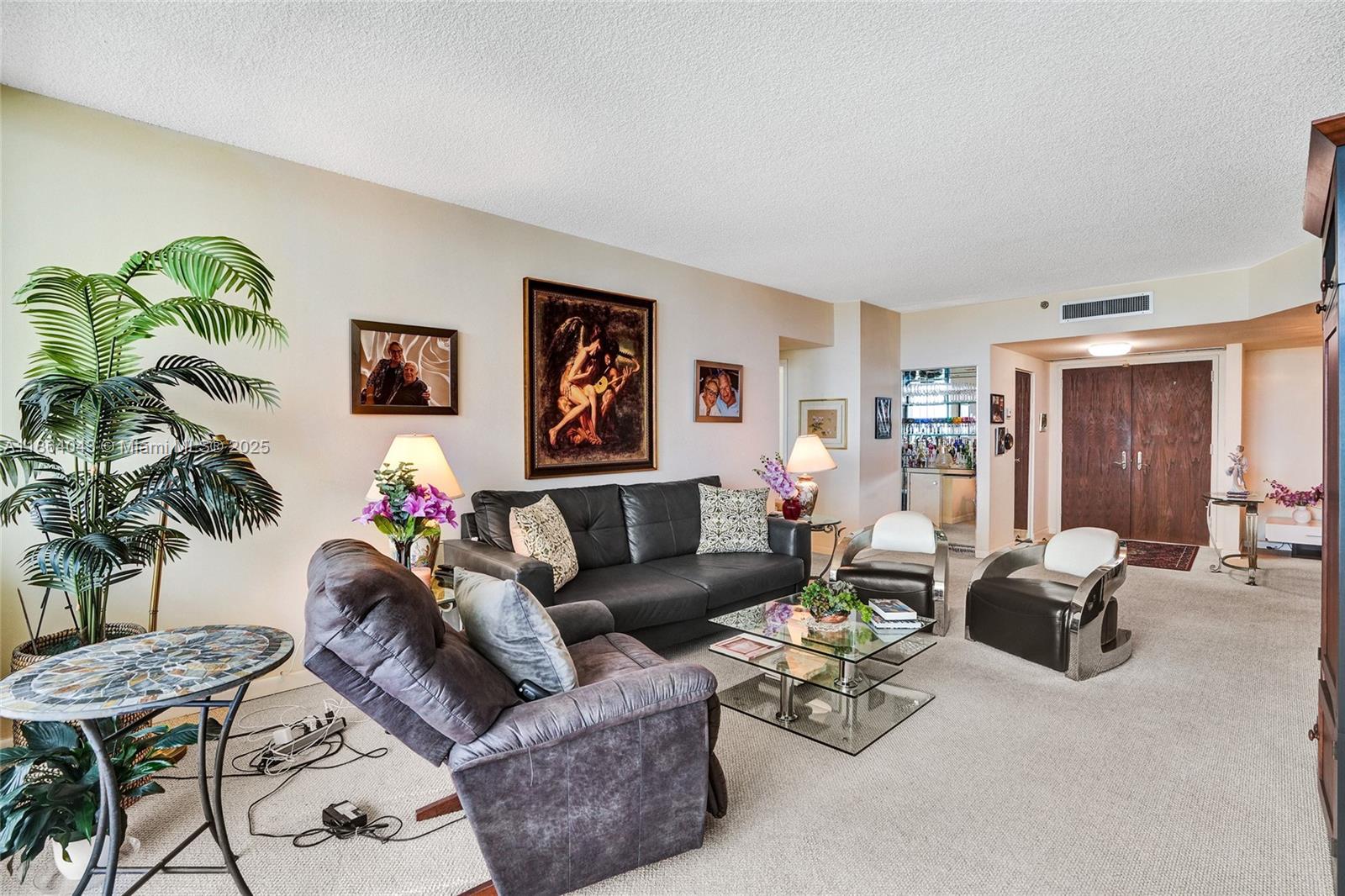 image Hamptons West Condominum12