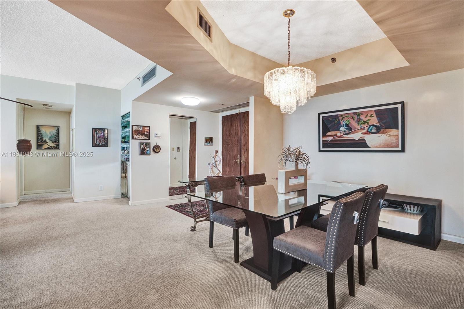 image Hamptons West Condominum14