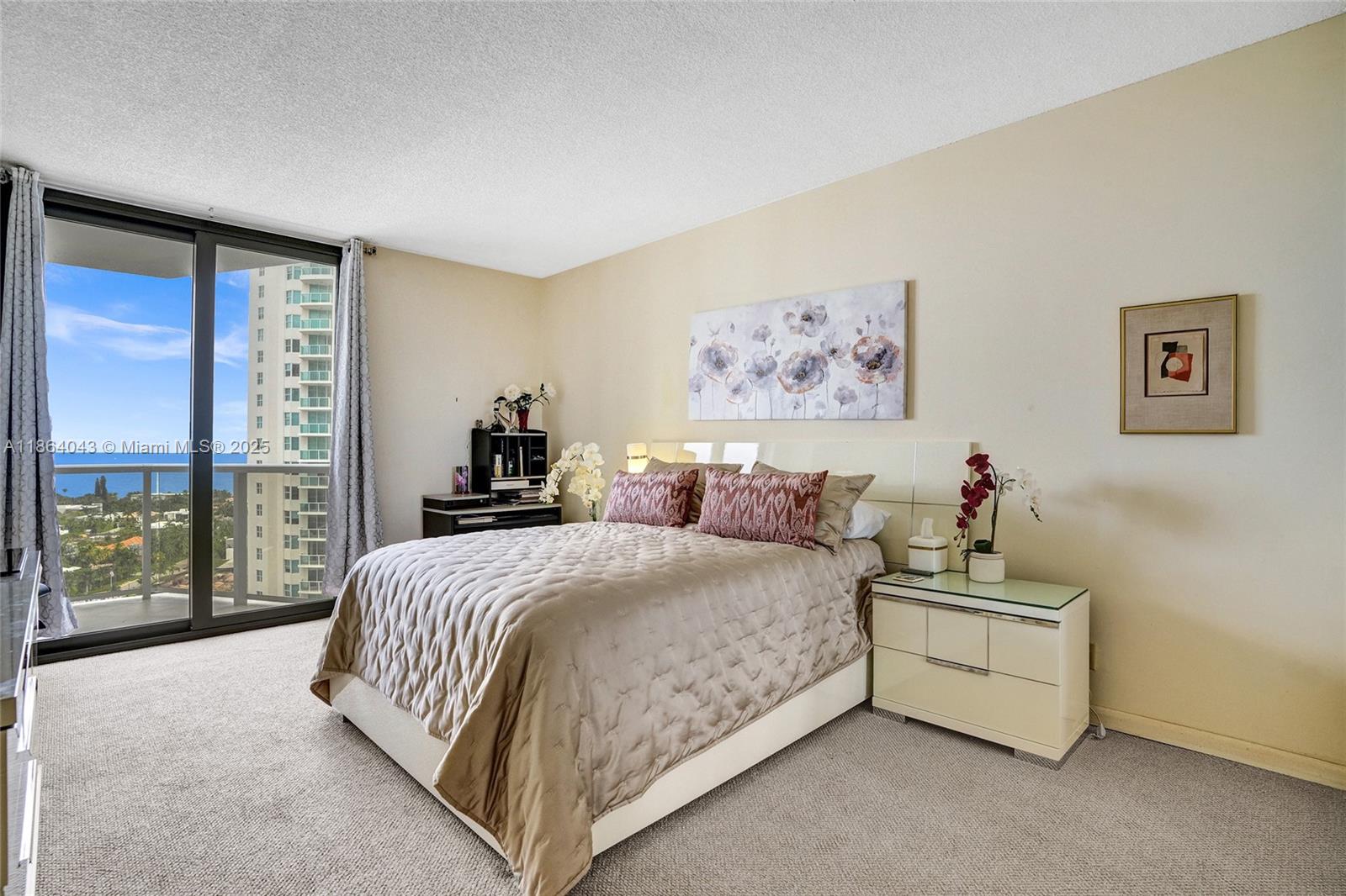 image Hamptons West Condominum22