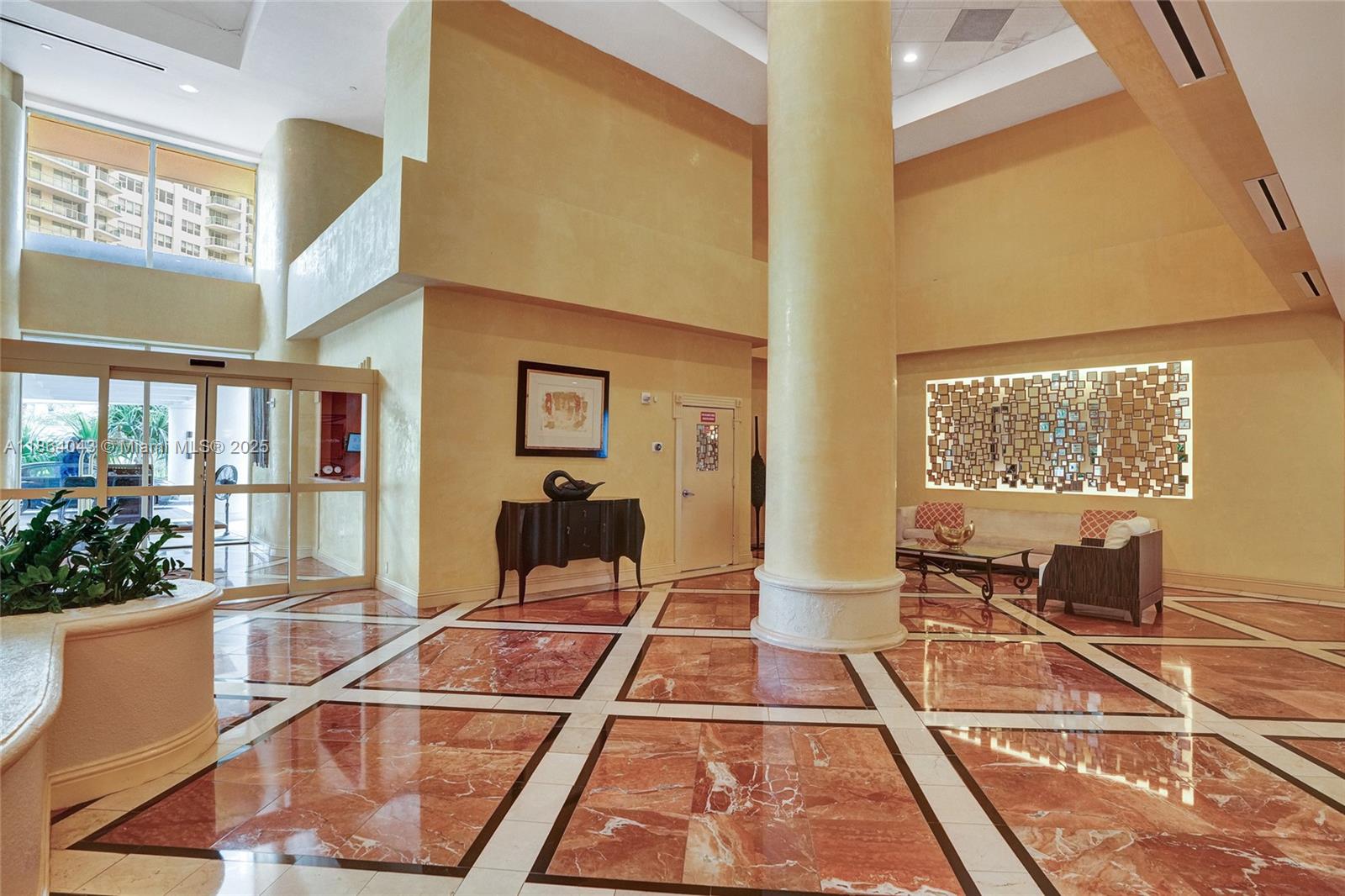 image Hamptons West Condominum2
