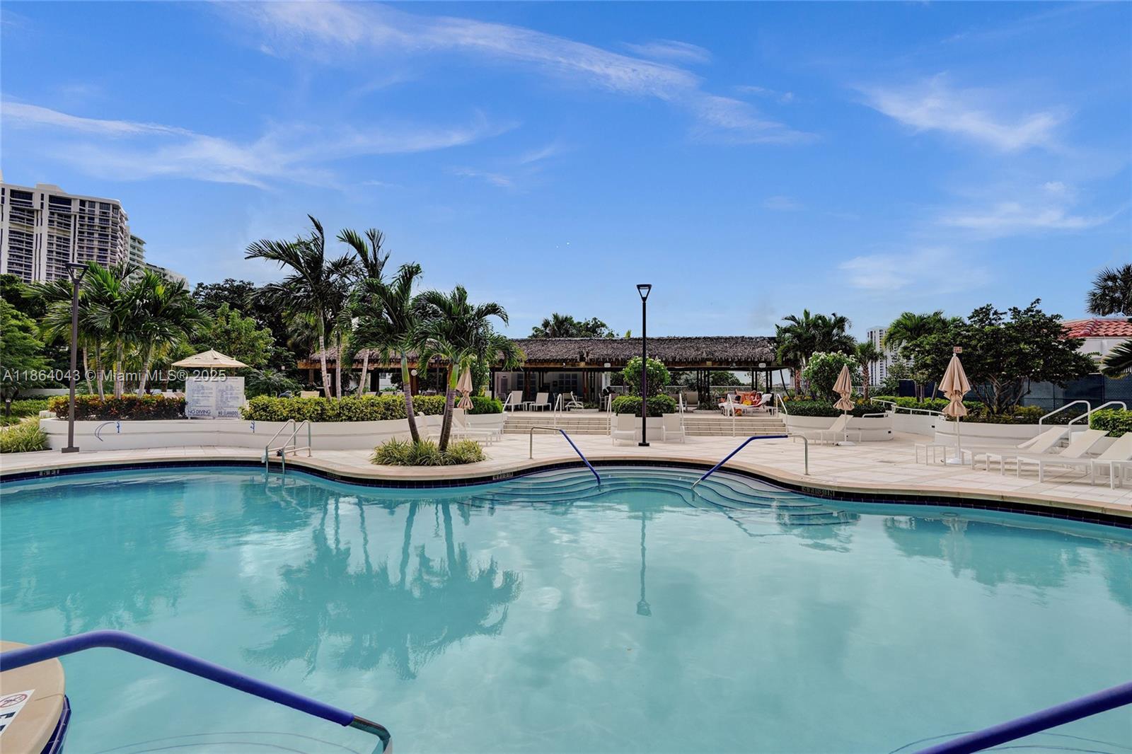 image Hamptons West Condominum29