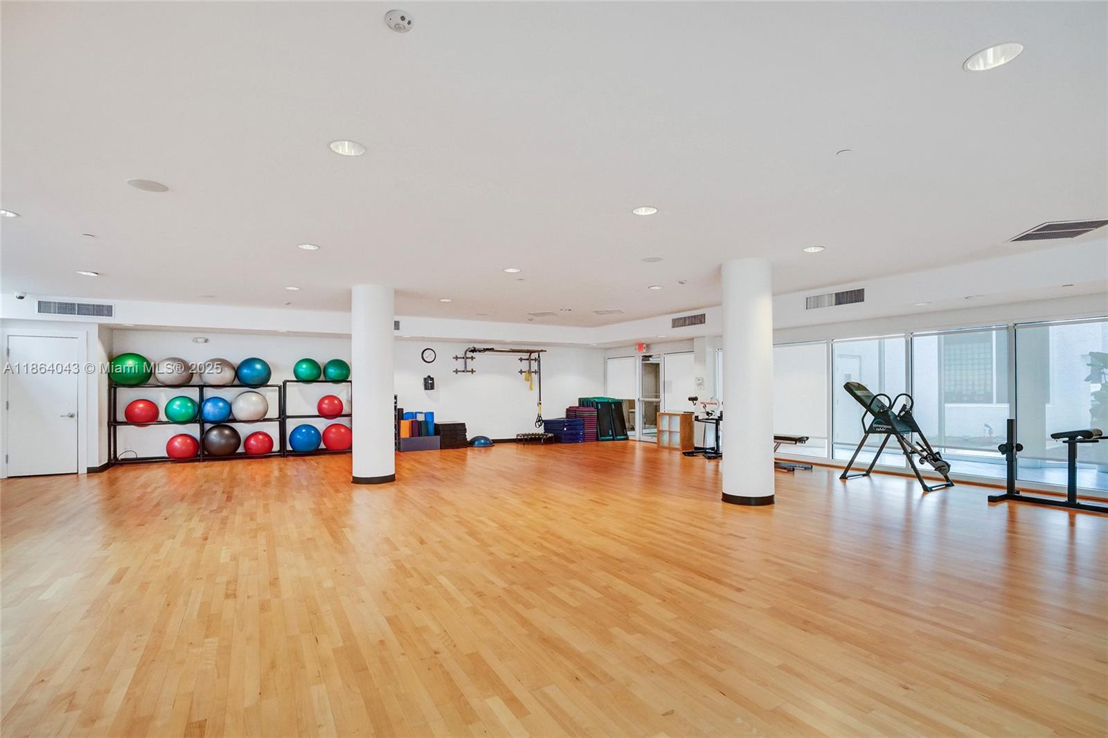 image Hamptons West Condominum36
