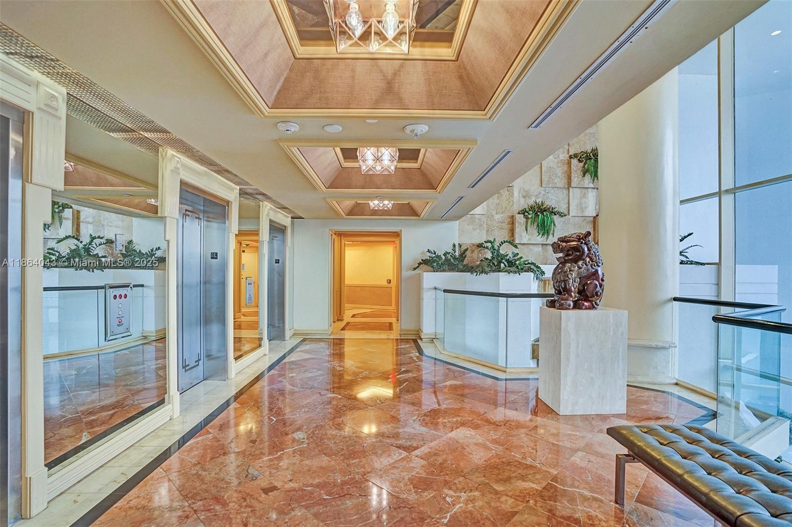 image Hamptons West Condominum3