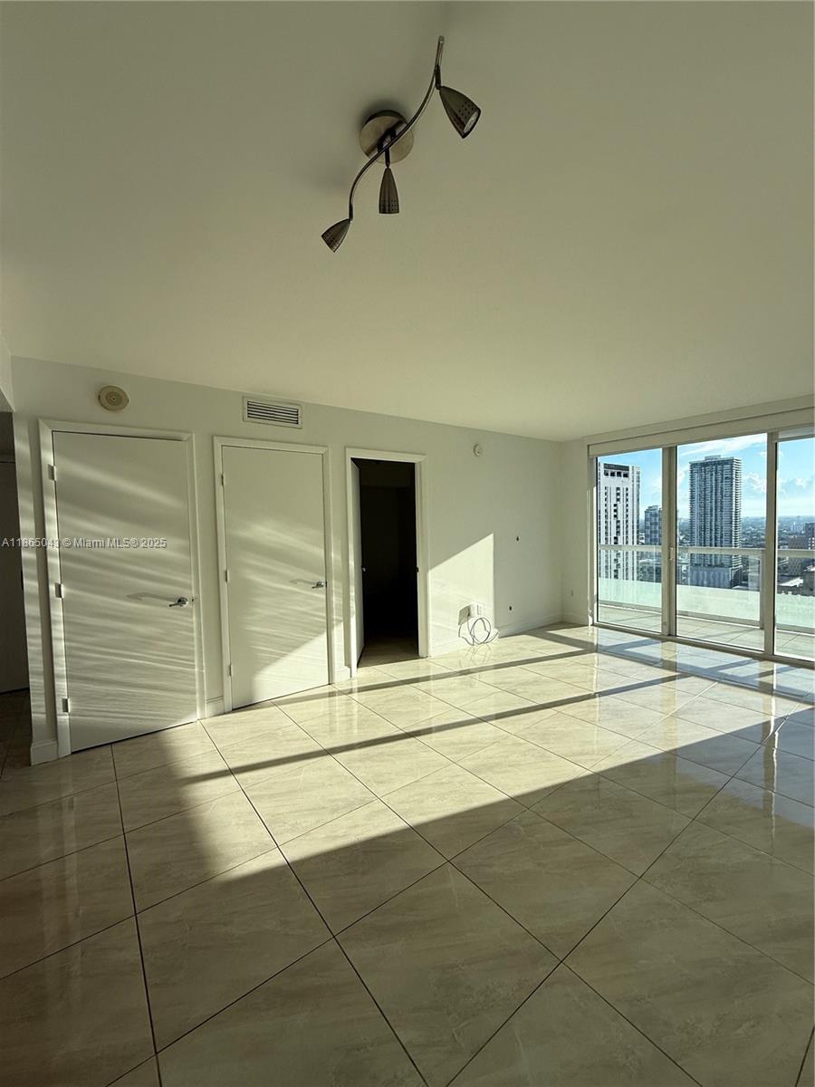 image 50 Biscayne6