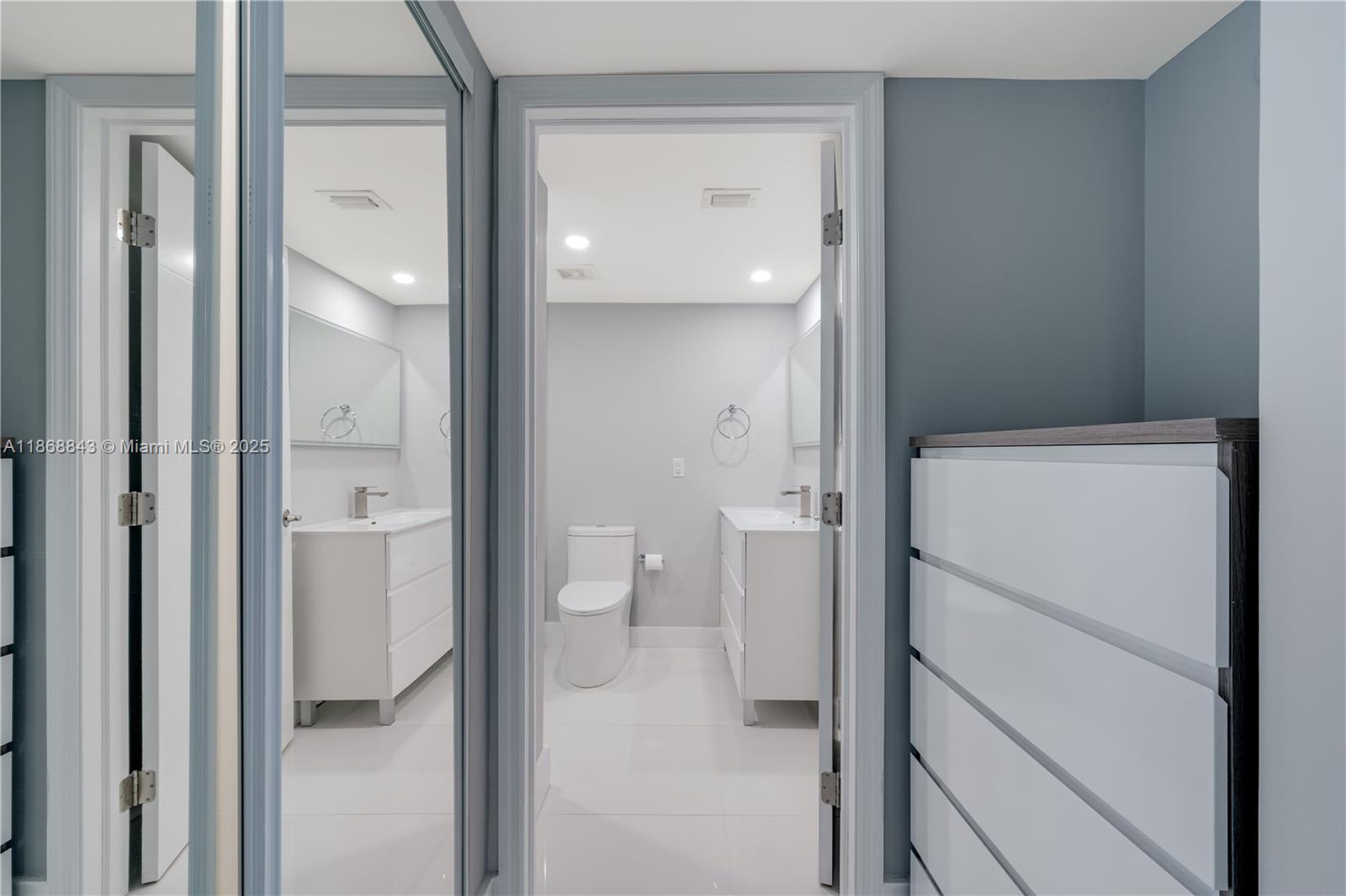 image Brickell Key Ii Condo16