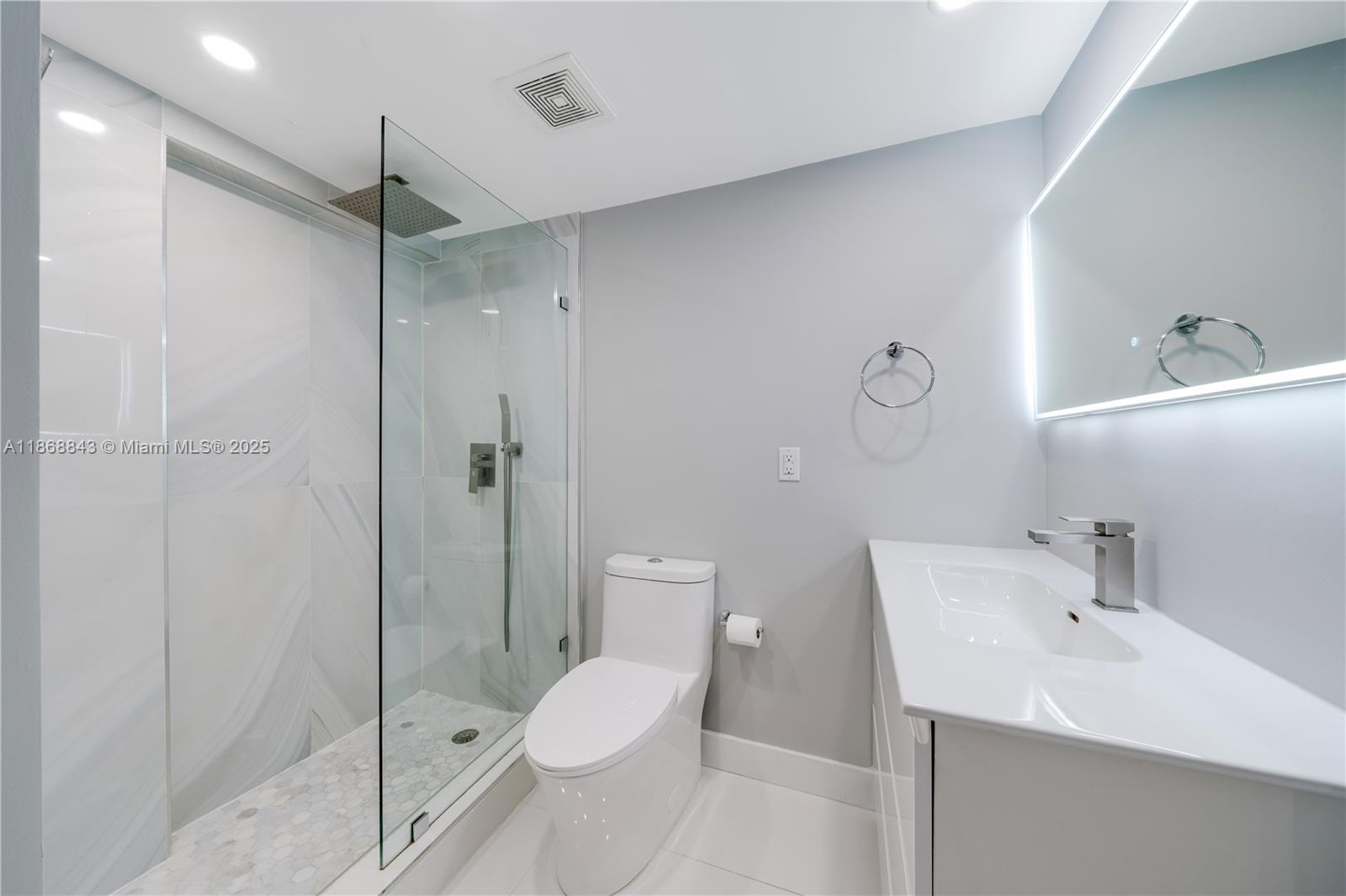 image Brickell Key Ii Condo3