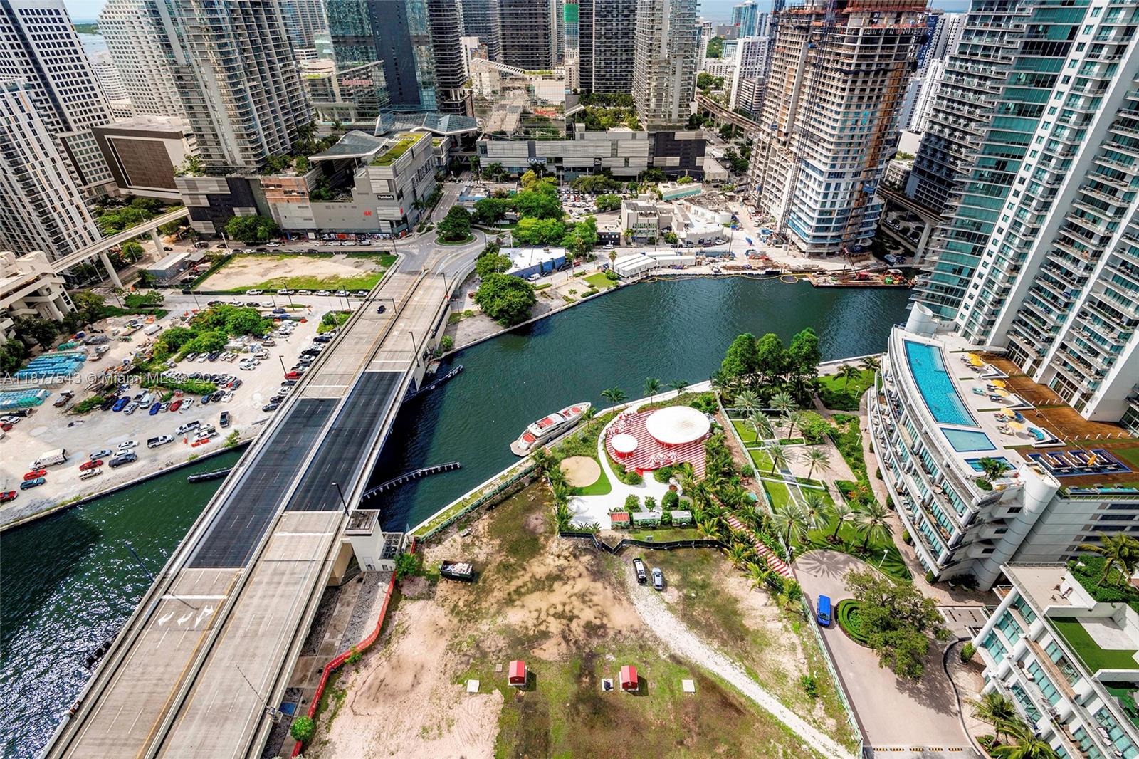 image Wind Condominium25