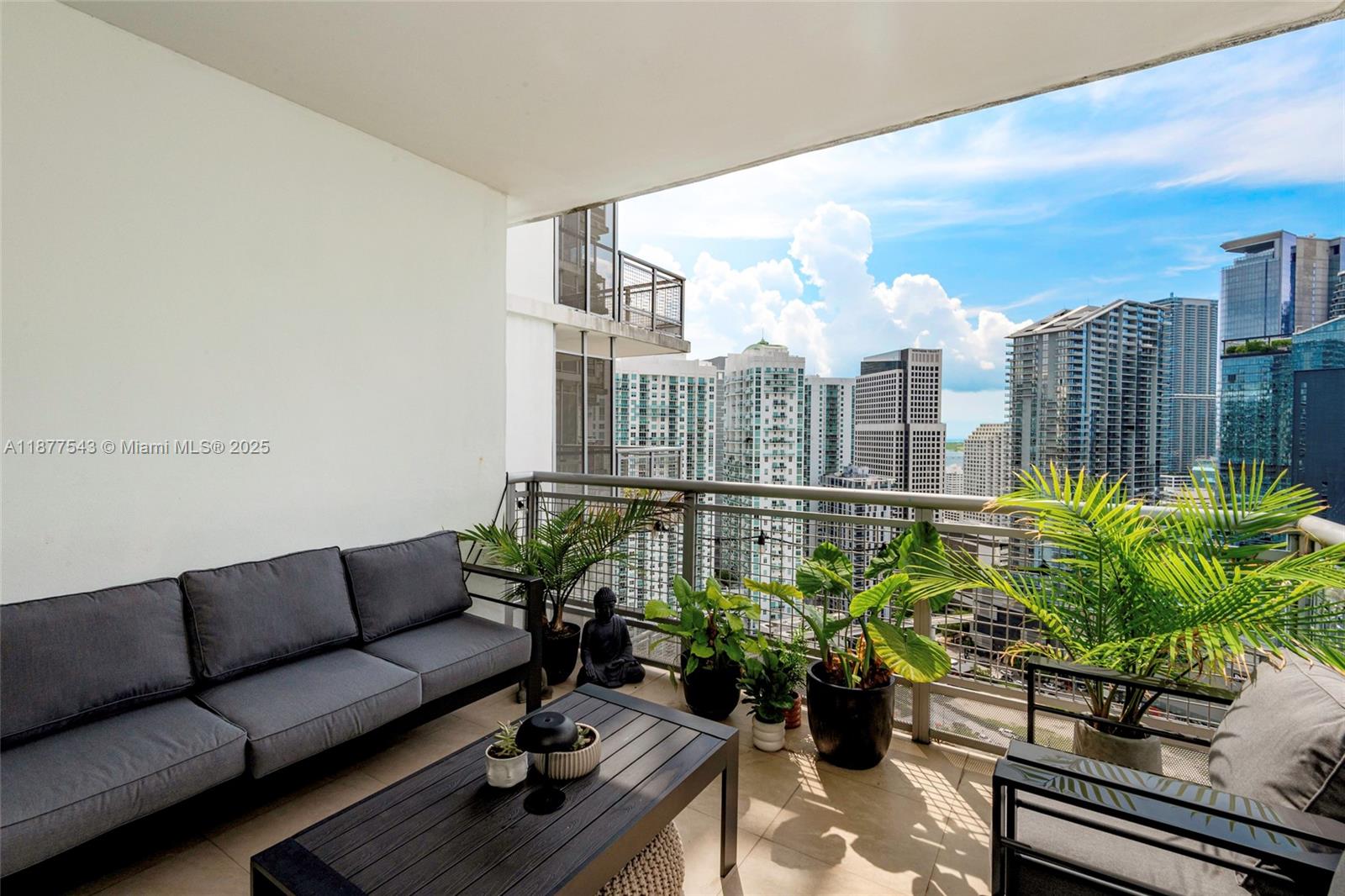image Wind Condominium2