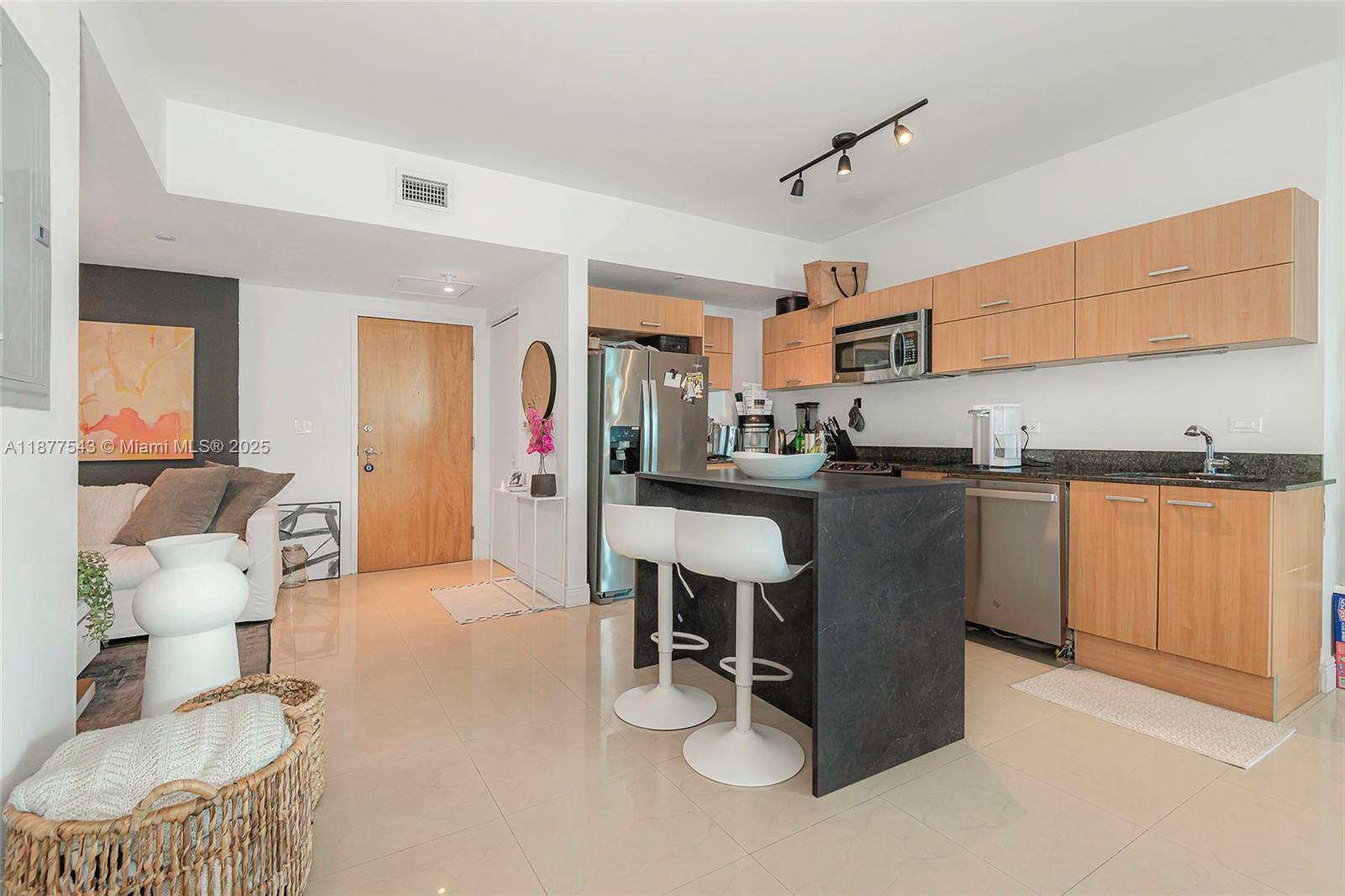 image Wind Condominium3